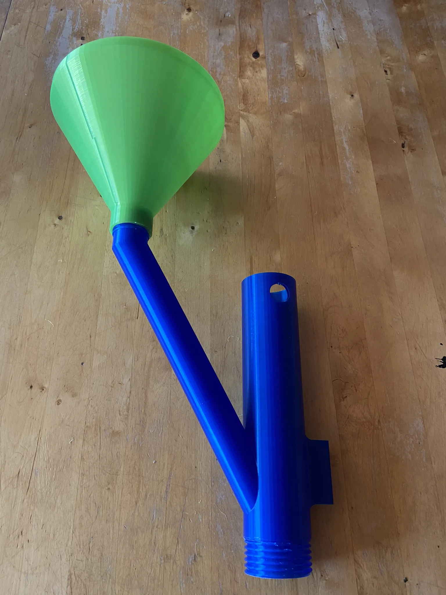 Máy hút bụi làm sạch quả việt quất nhanh chóng và dễ dàng