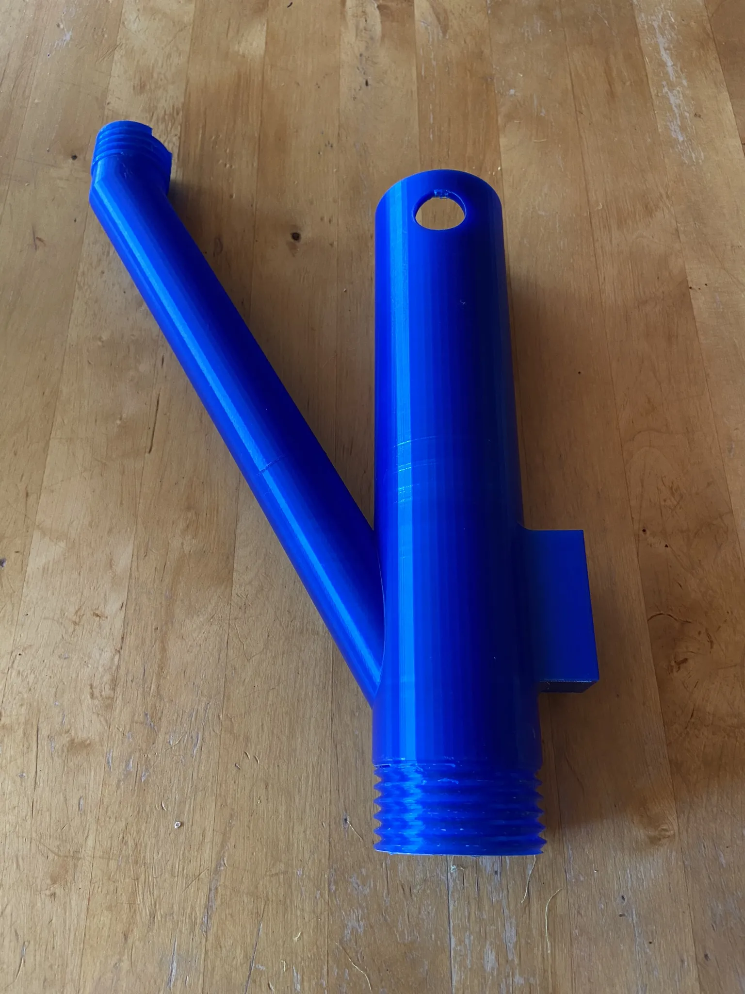 Máy hút bụi làm sạch quả việt quất nhanh chóng và dễ dàng