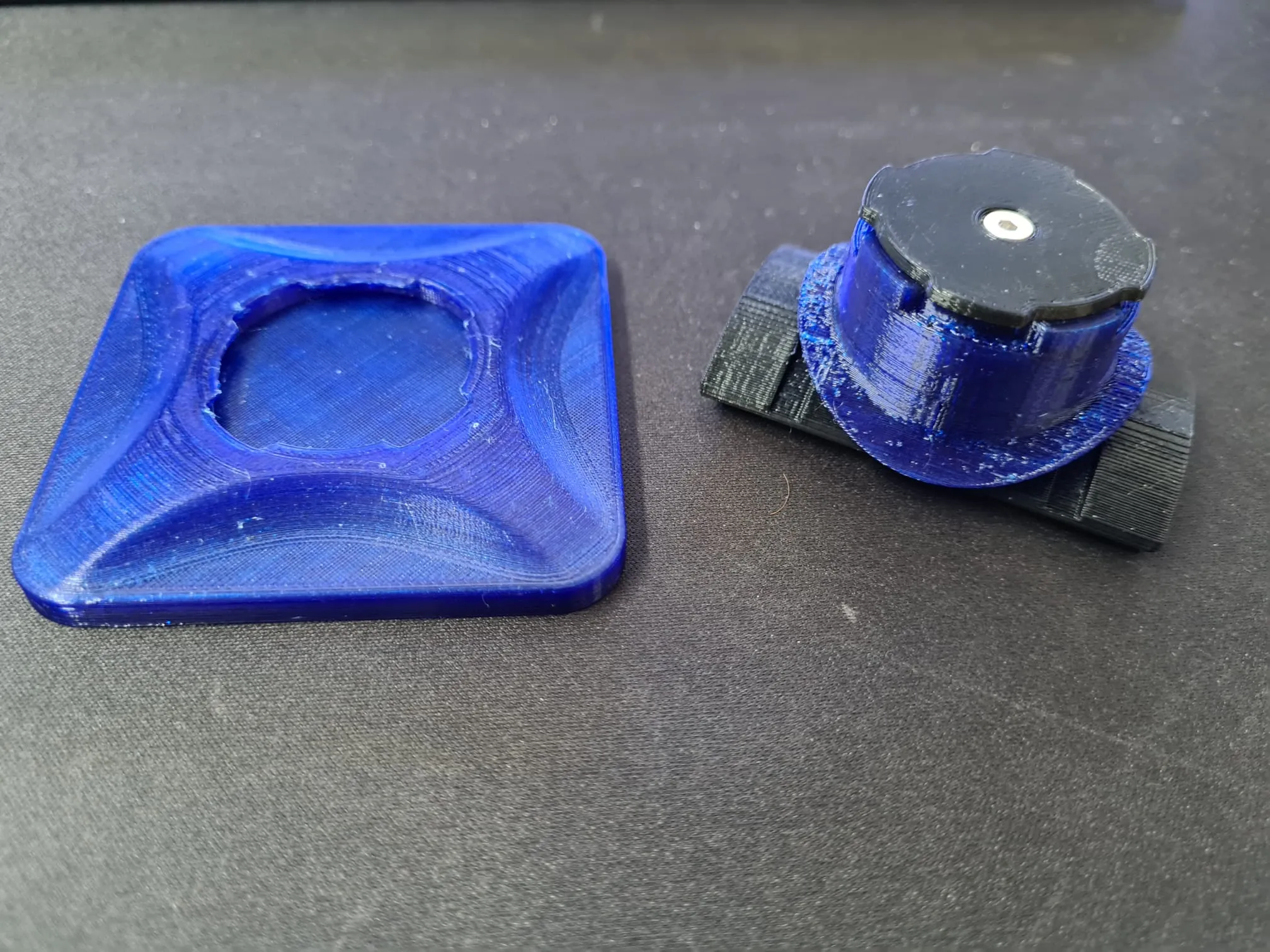 Bộ giá đỡ Quad-Lock hoàn toàn có thể in 3D