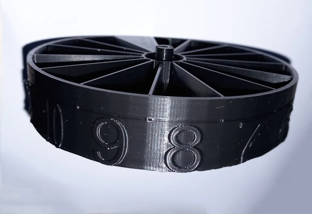 Hộp đựng thuốc 14 ngày xoay mới