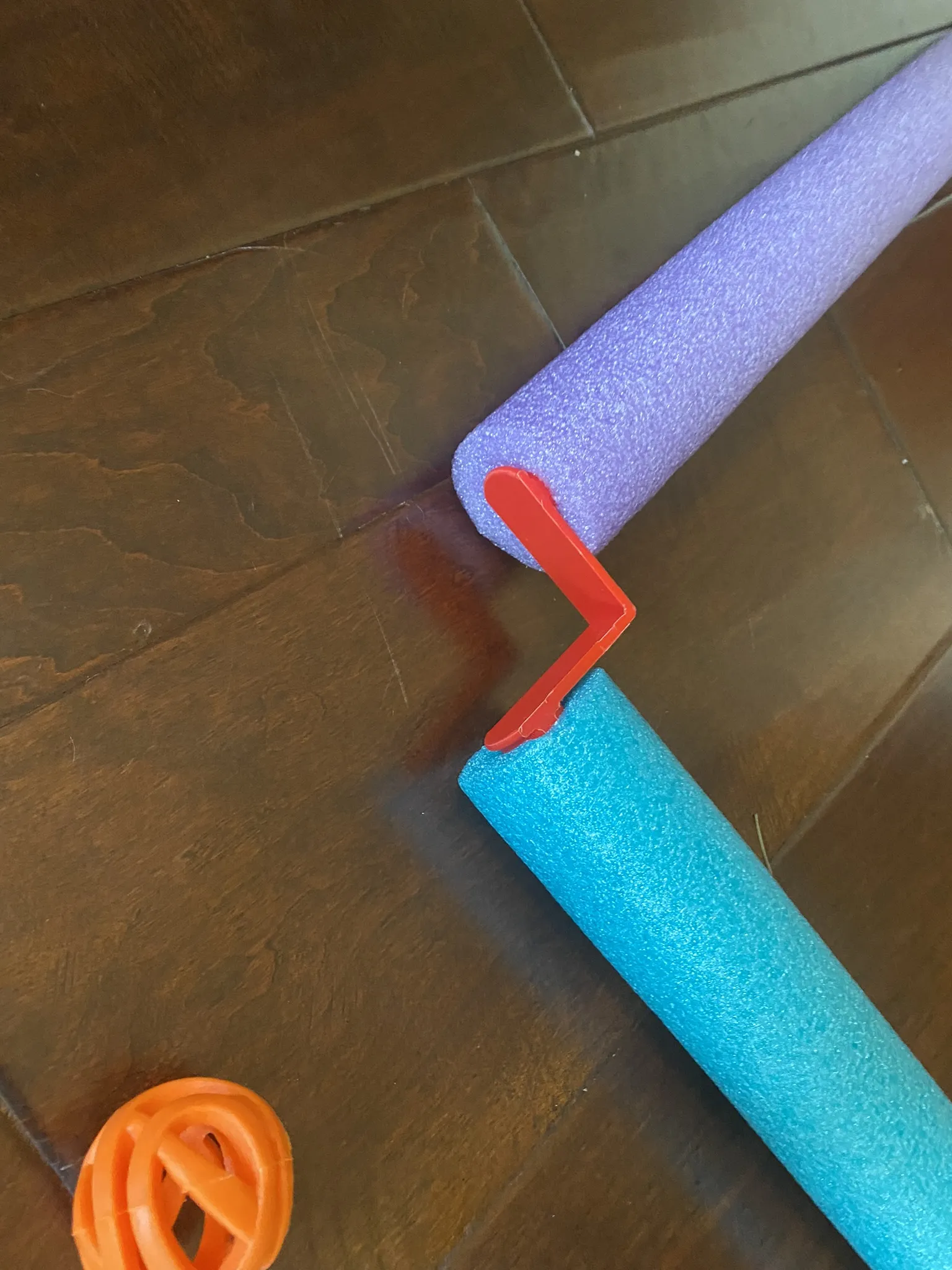 Rào chắn bằng bọt hồ bơi cho đồ chơi và bóng