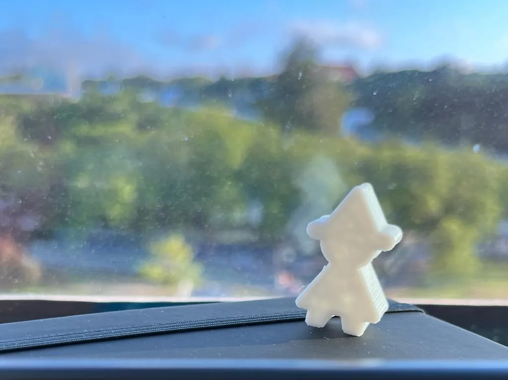 Nhân vật nhỏ nhắn trong trò chơi Tiny Wanderer