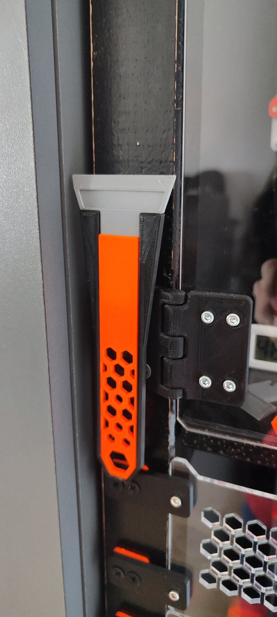 Công cụ cạo với lưỡi thay thế và thiết kế hình lục giác