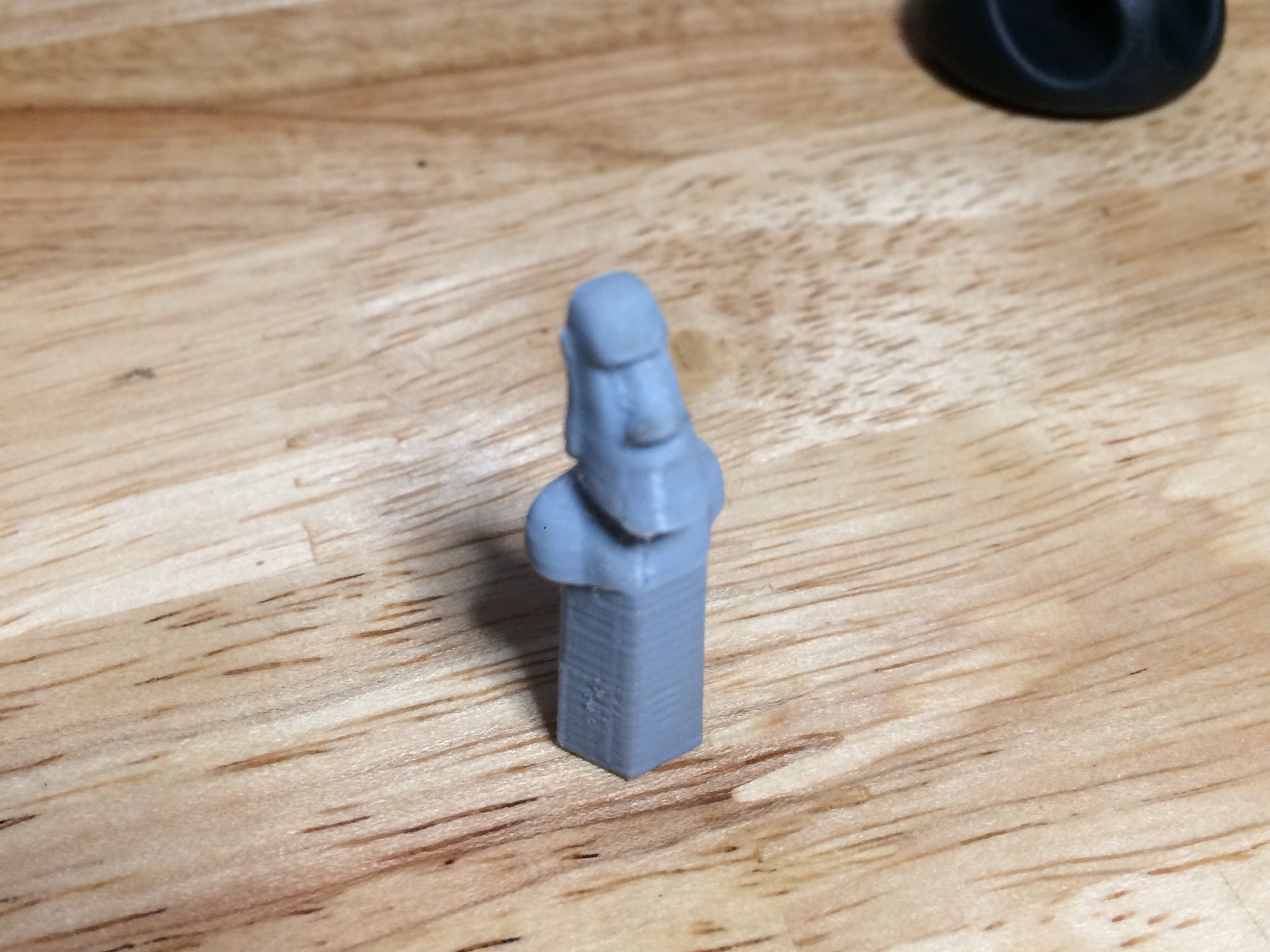 Nắp van Presta hình Moai độc đáo