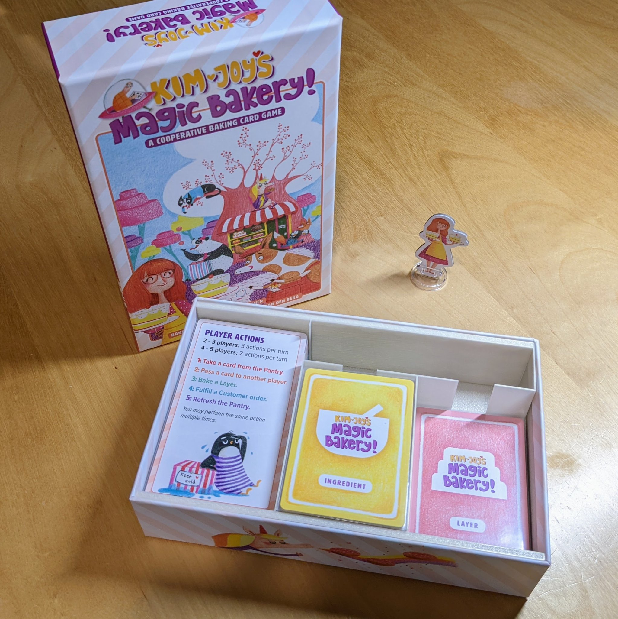 Bộ chèn thẻ cho trò chơi Kim-Joy's Magic Bakery!