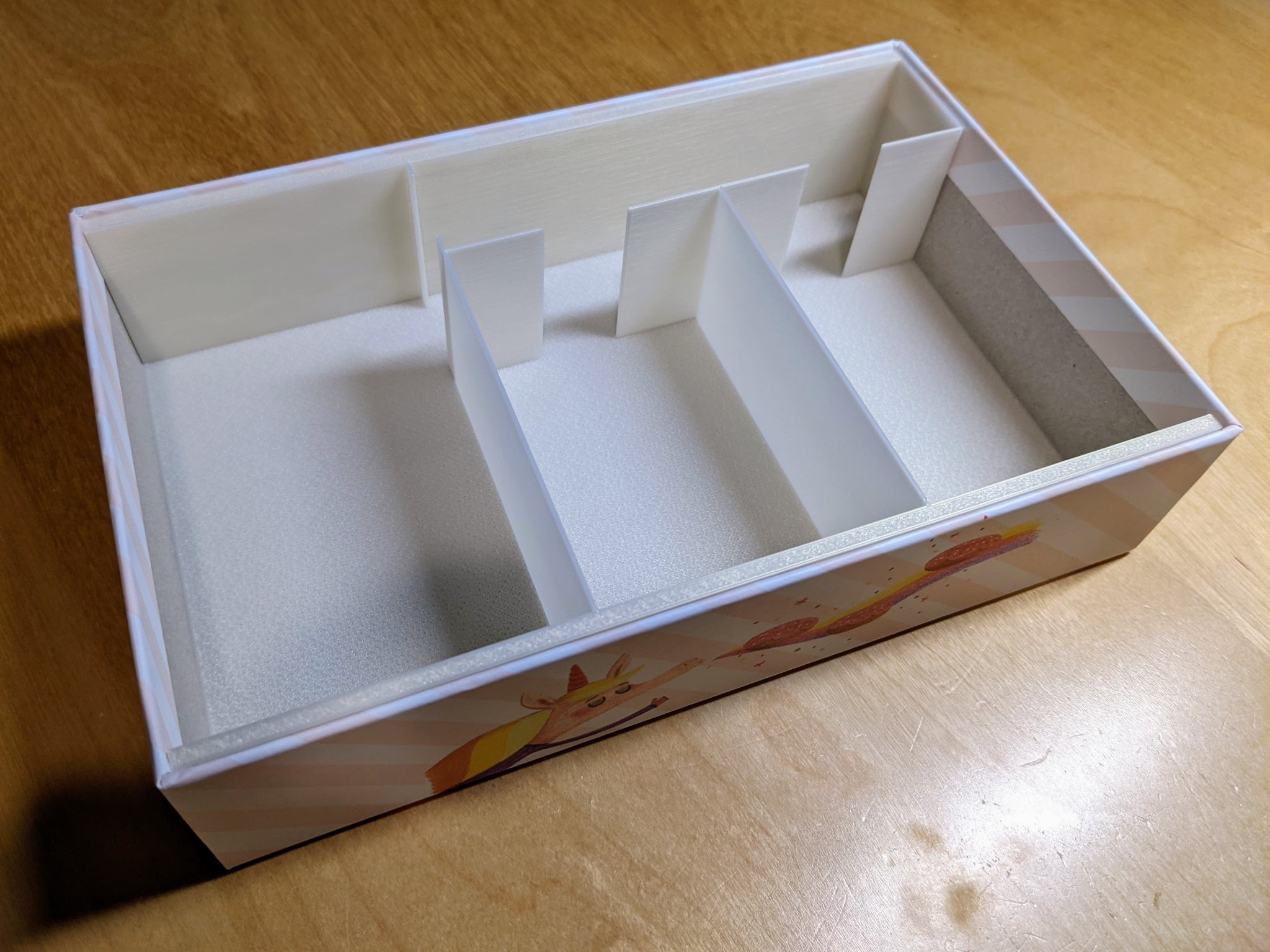 Bộ chèn thẻ cho trò chơi Kim-Joy's Magic Bakery!