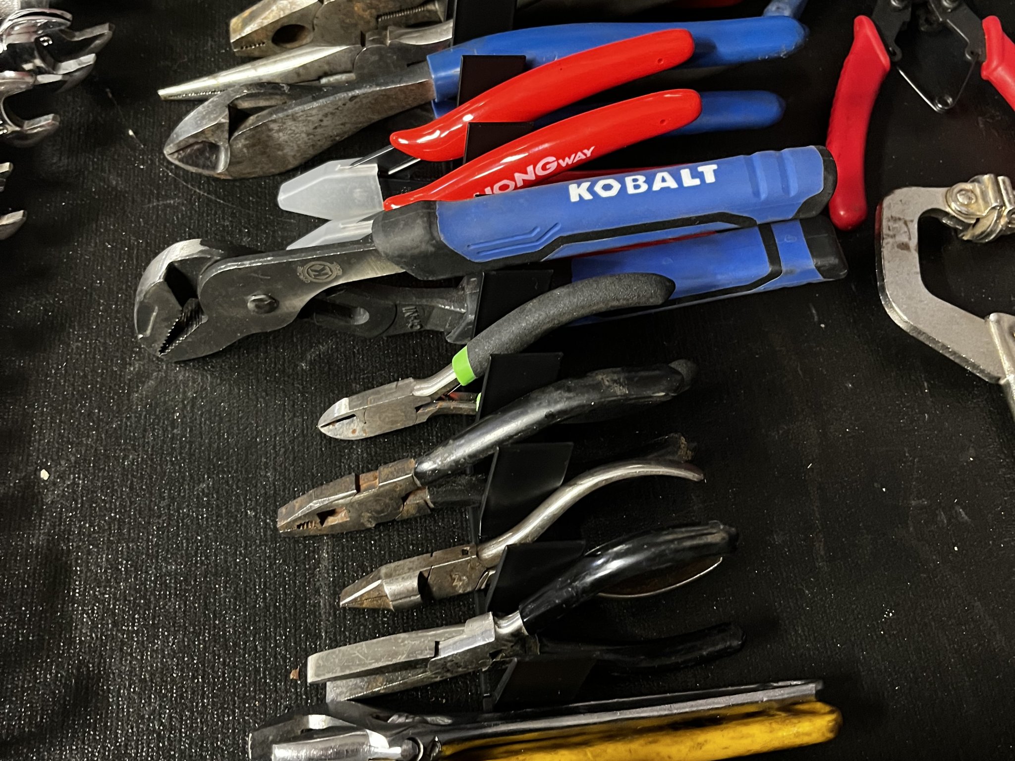 Giá đỡ kìm mô-đun tiện lợi