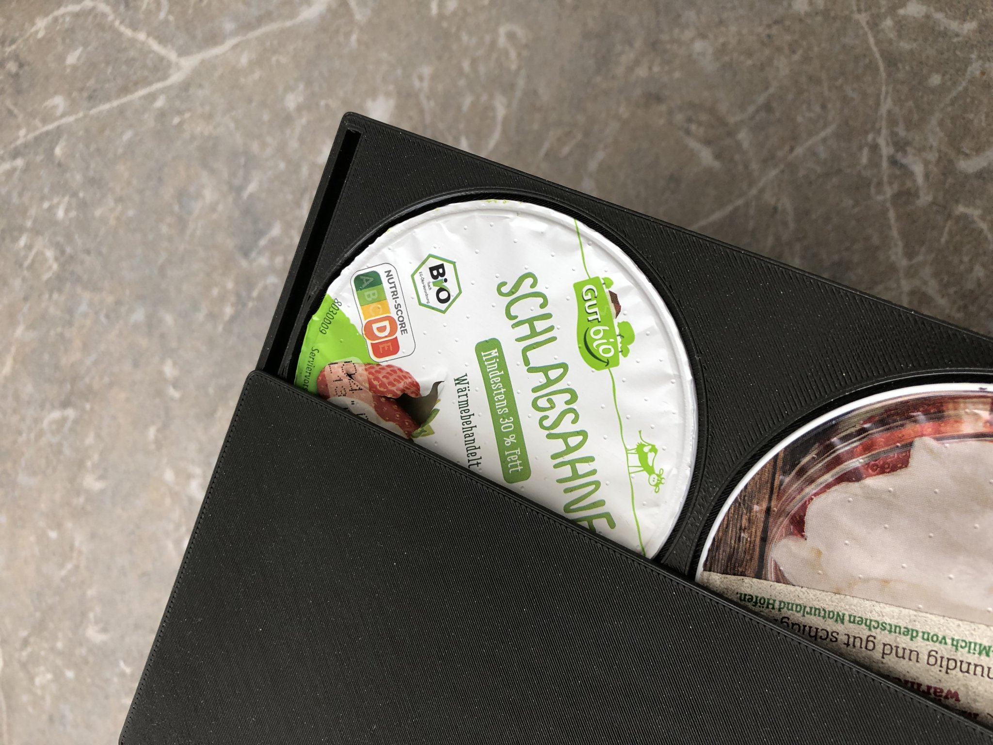 Hộp bảo vệ kem tươi cho xe đạp và ba lô