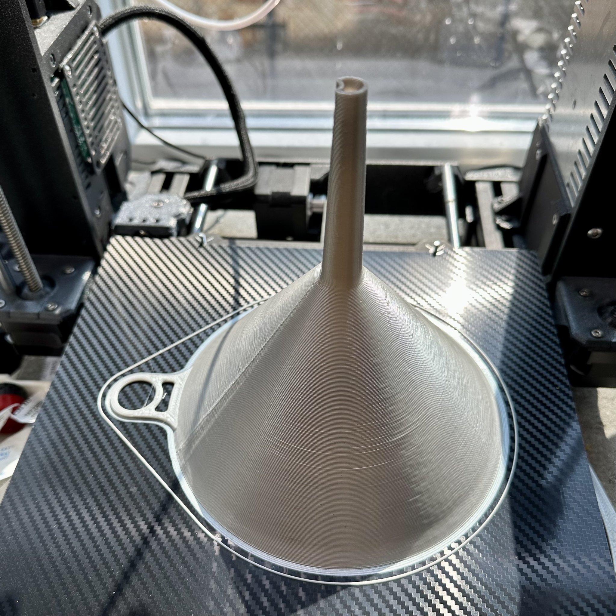 Phễu hình nón đơn giản cho nhà bếp