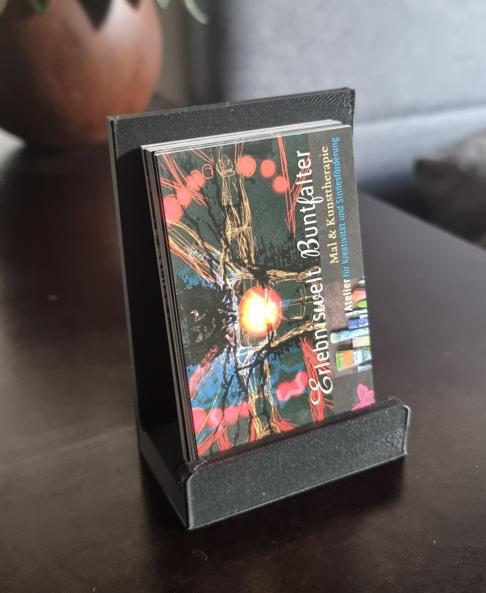 Giá đỡ tờ rơi định dạng DIN A6 và DIN A7