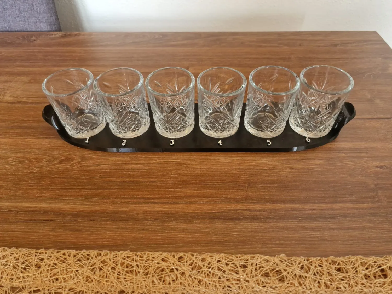 Khay uống shot có số cho trò chơi uống rượu