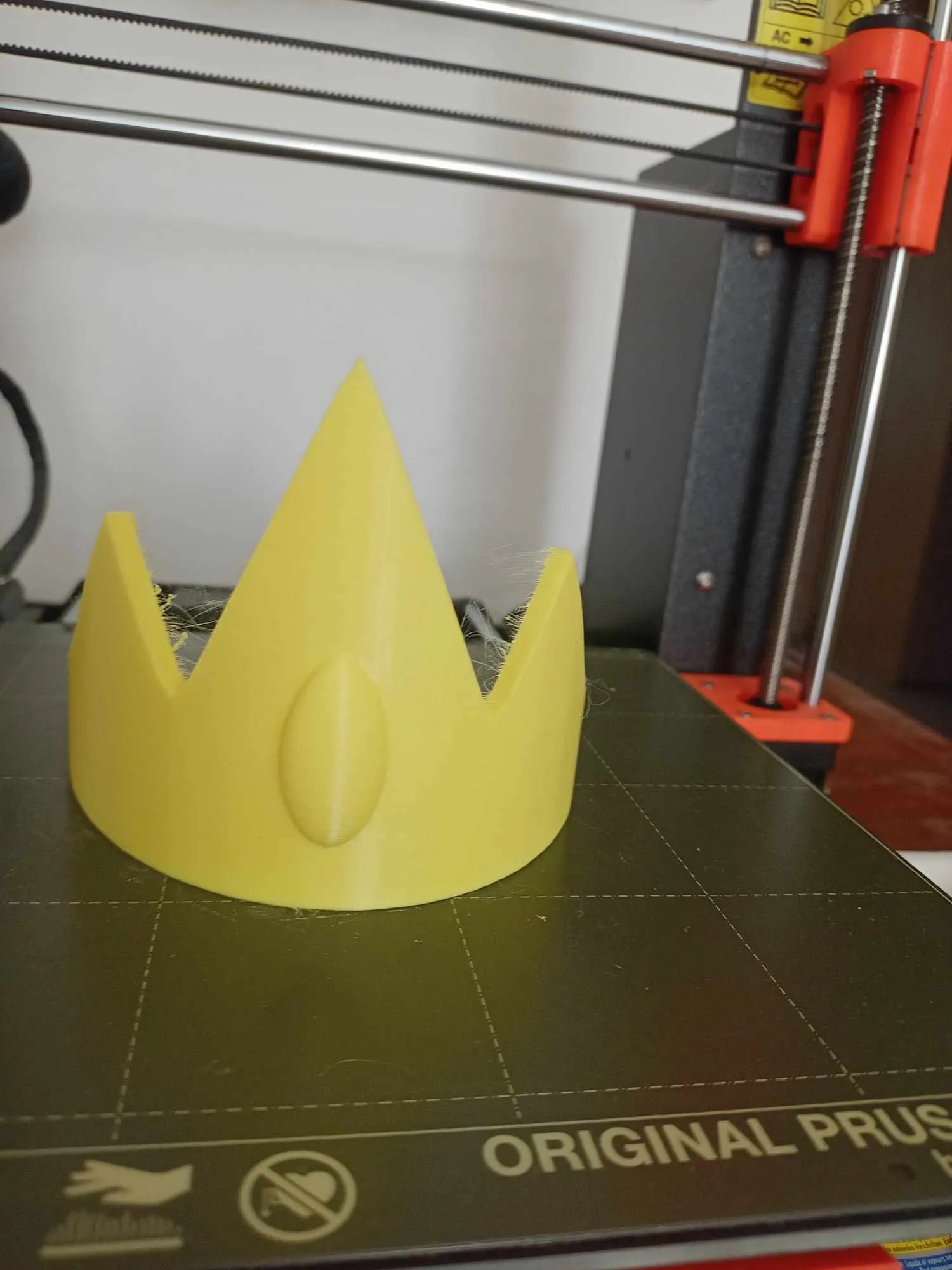 Vương miện của Nữ hoàng Dagmar trong Disenchantment