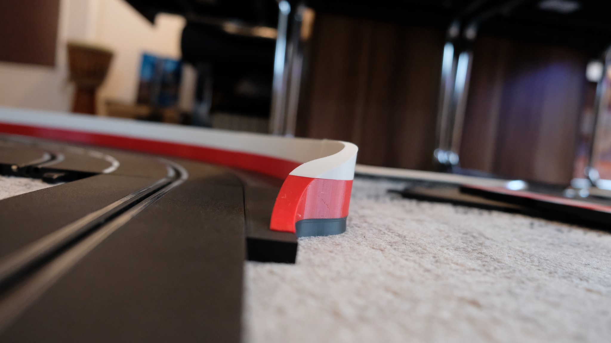 Khu vực an toàn đường đua Carrera với rào chắn 1:32