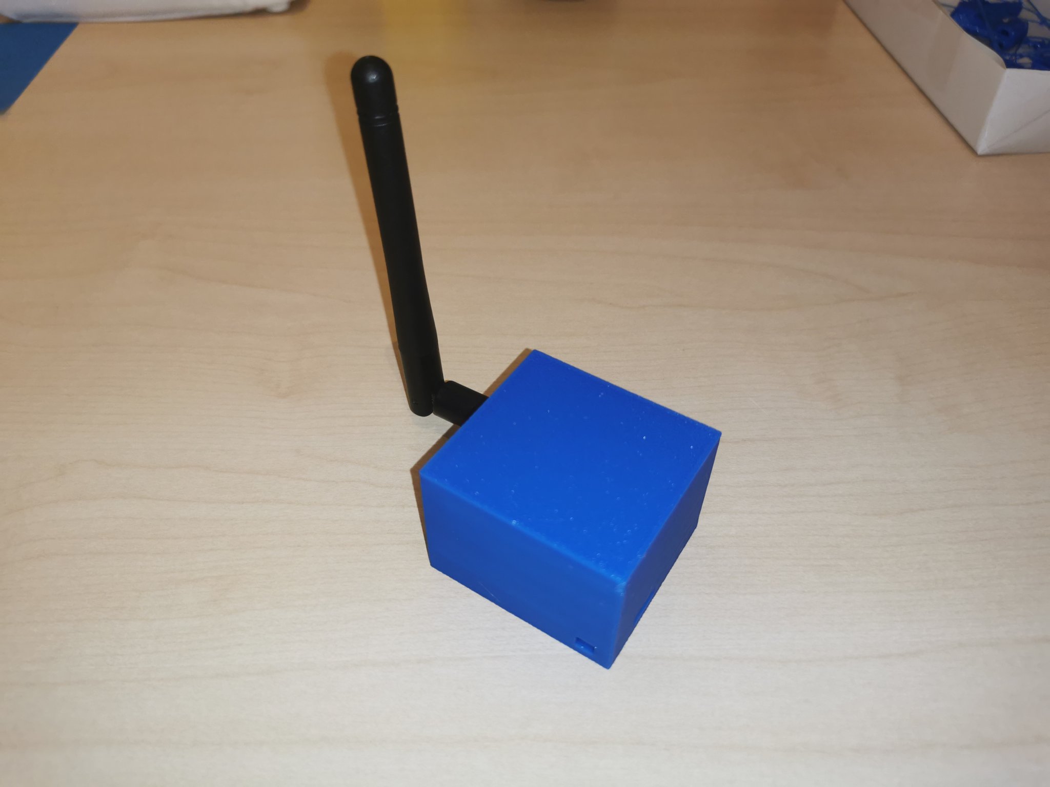 Vỏ cho Wemos D1 Mini và NRF24L01+ trong dự án AhoyDTU