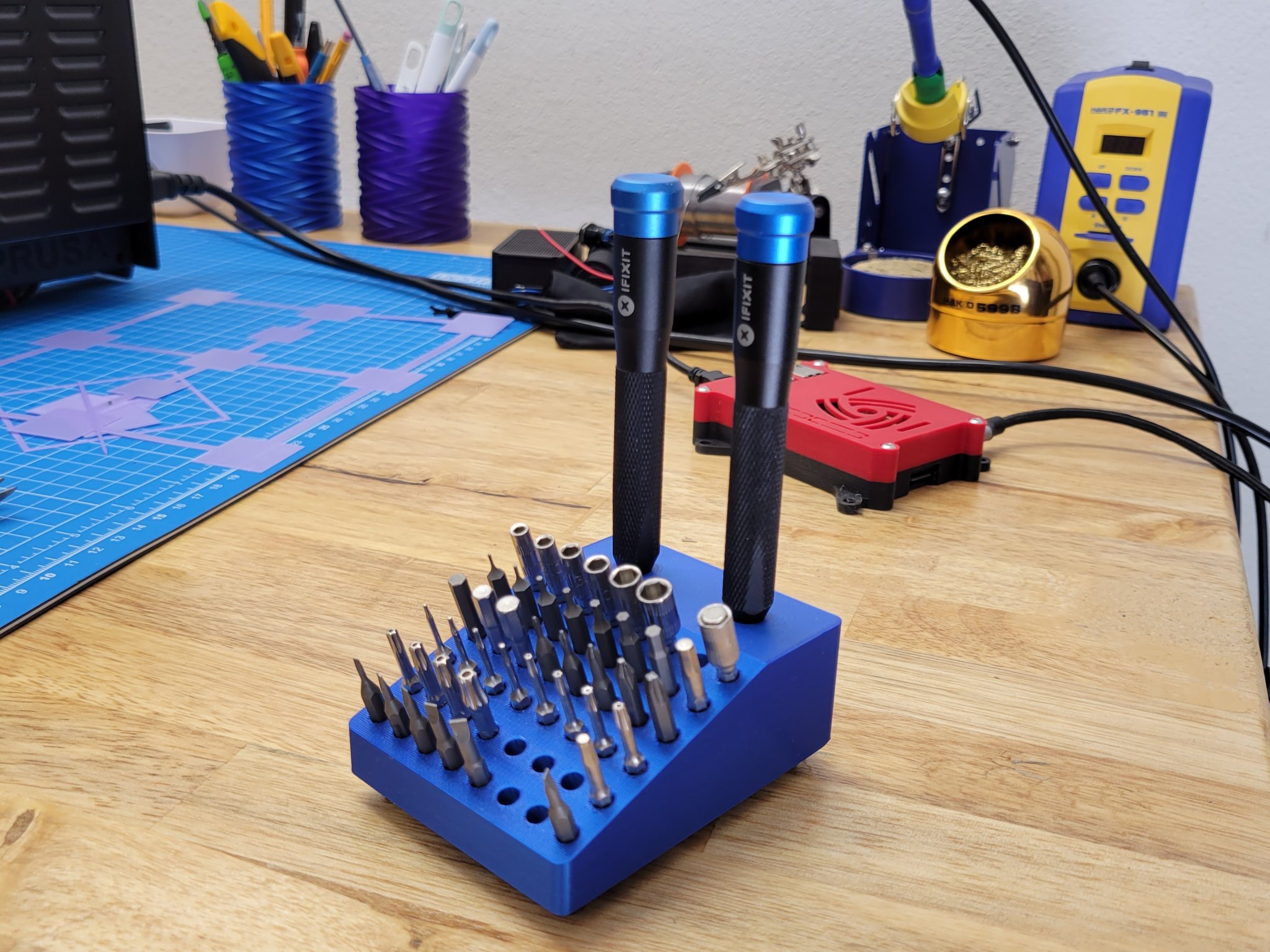 Giá đỡ bit iFixit cho bit 4 mm