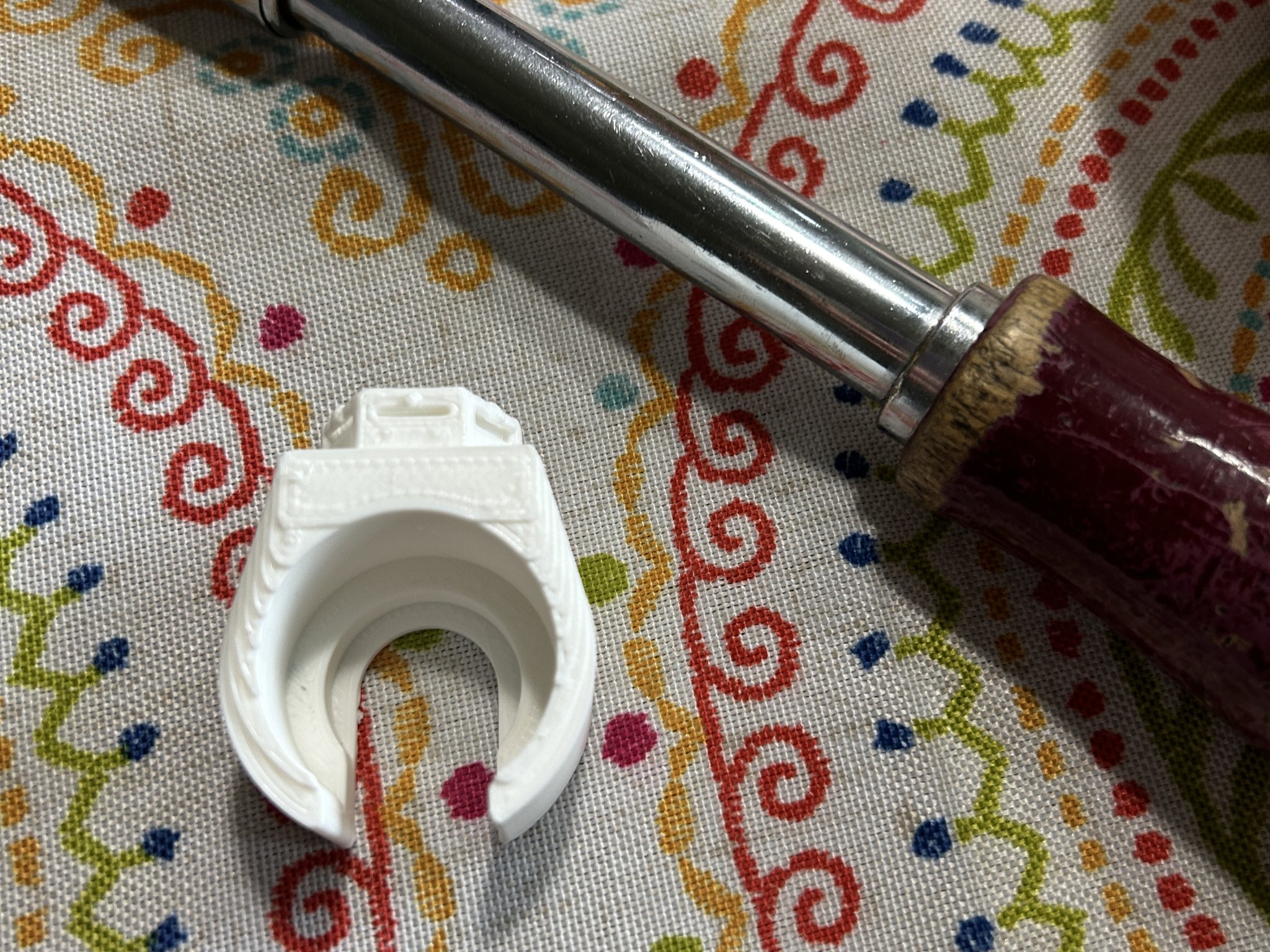 Giá treo HSW Yankee 130A cho thiết bị gia đình