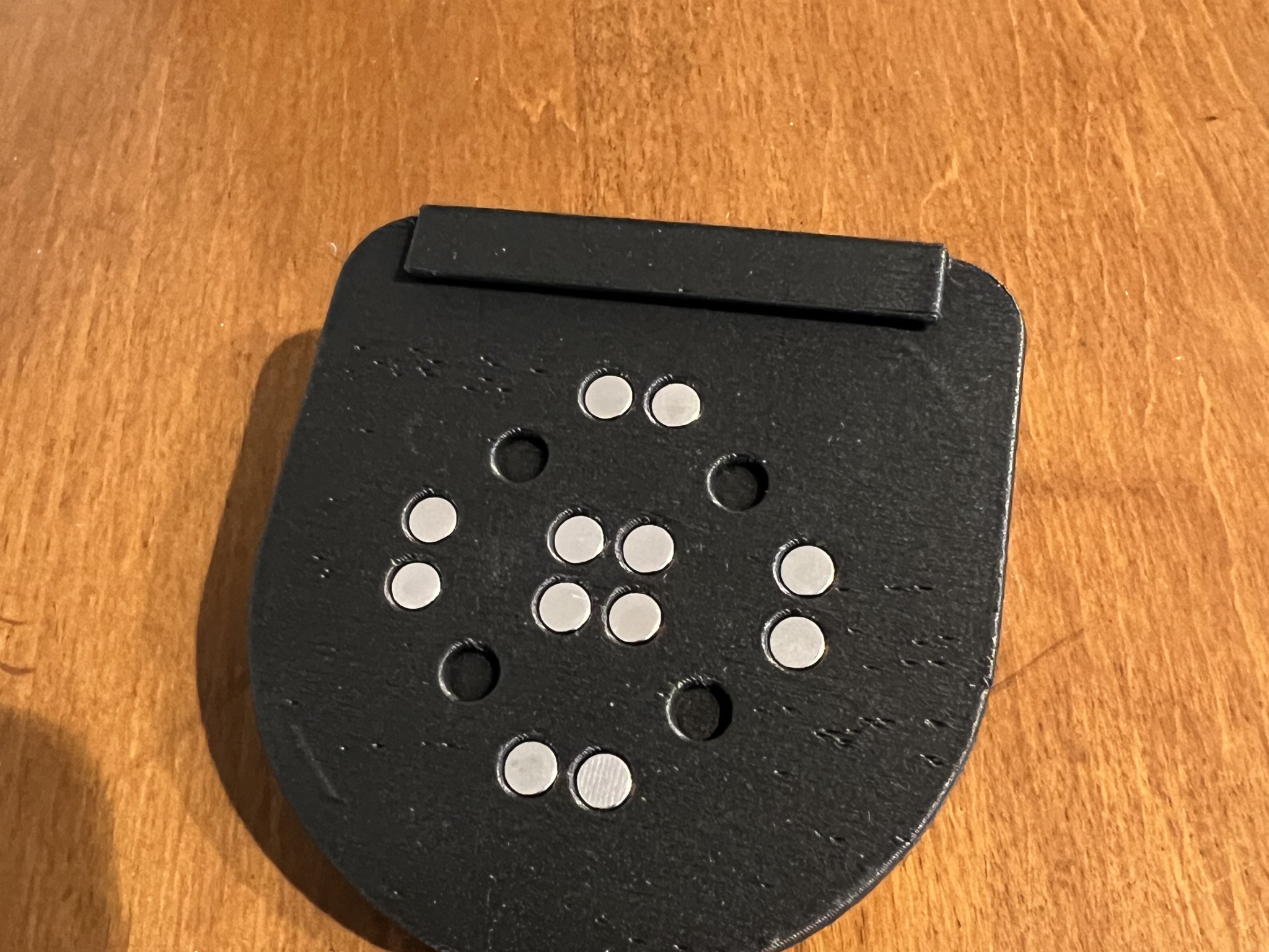 Giá treo tay cầm pha cà phê Gaggia Classic Pro có nam châm