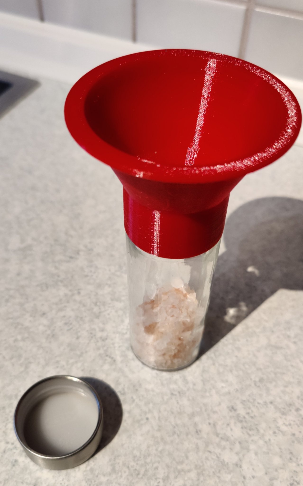 Phễu vặn cho lọ gia vị Ikea ÖRTFYLLD