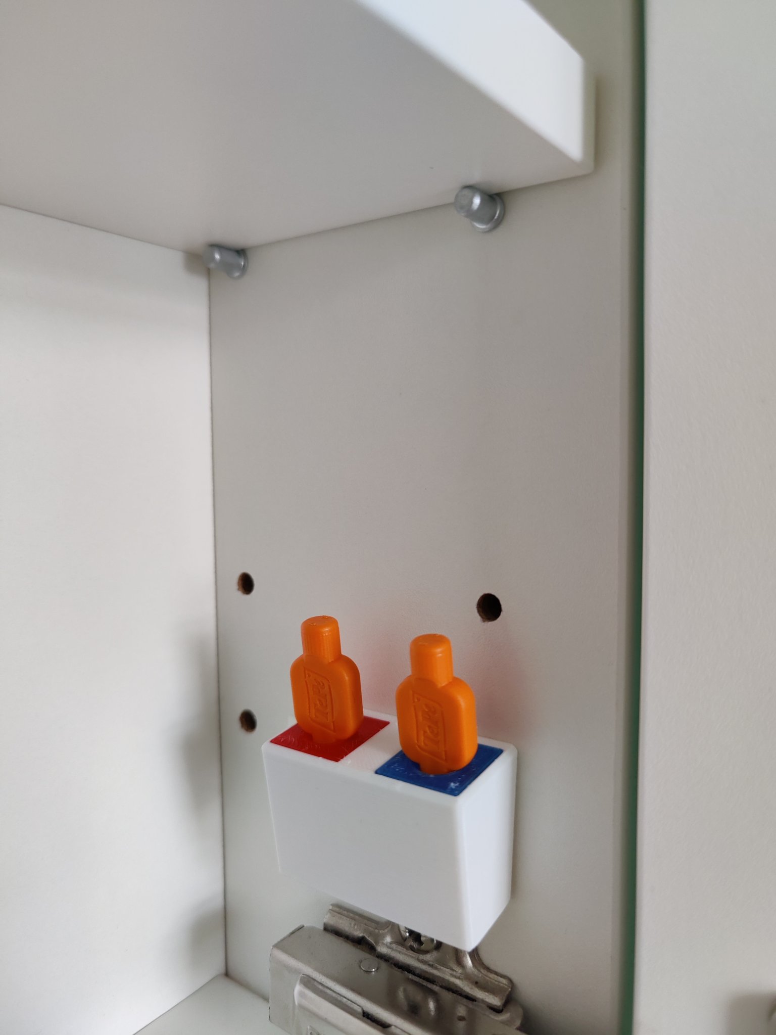 Giá đỡ bàn chải kẽ răng TePe® cho 2 chiếc