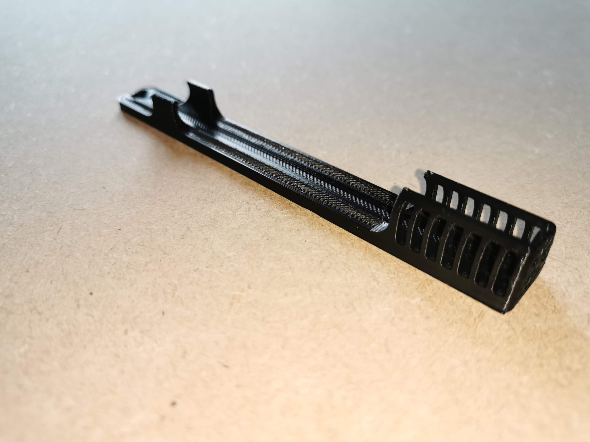 Giá đỡ cho nhiệt kế thủy sinh cổ điển