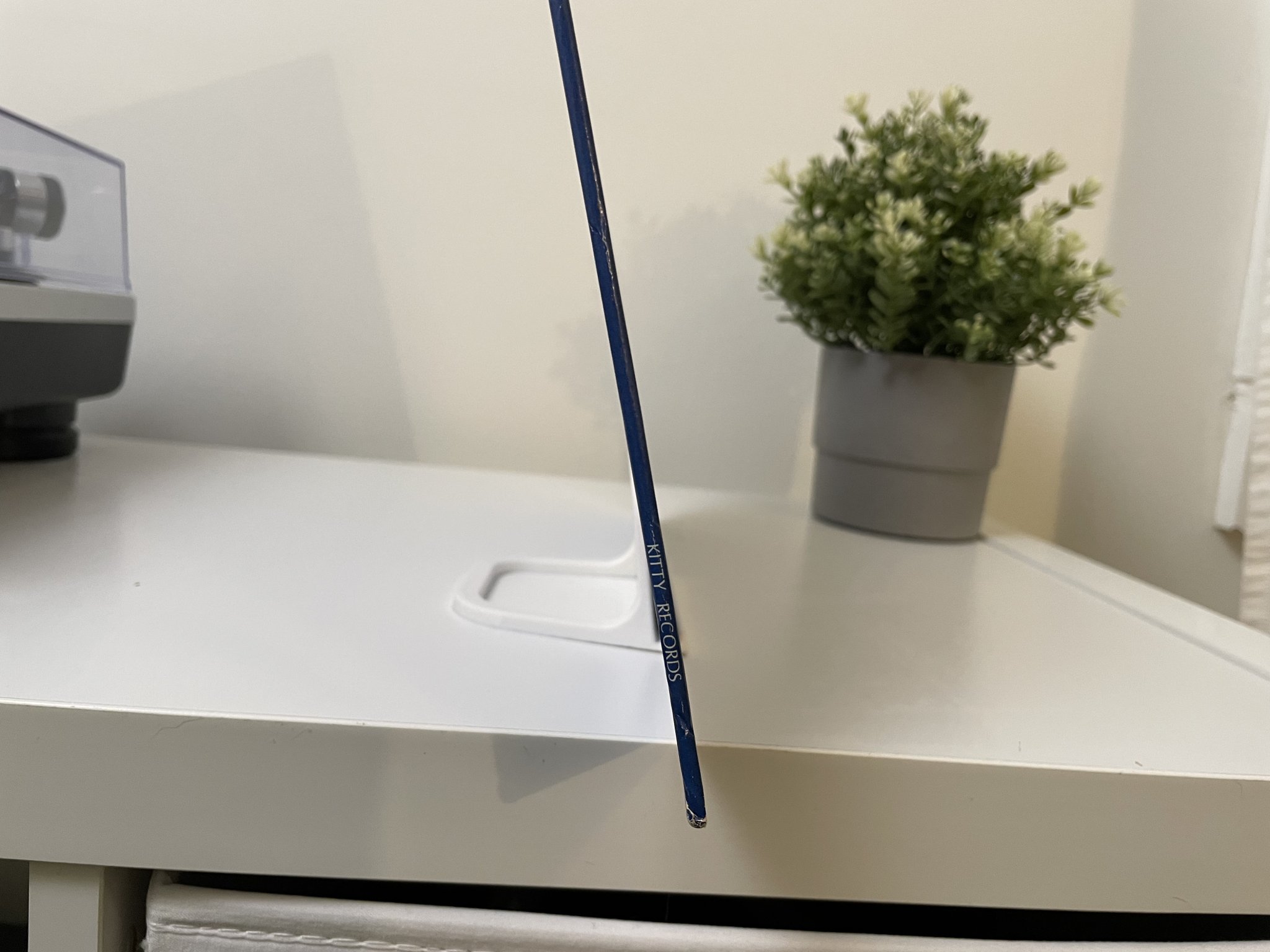 Giá đỡ đĩa vinyl trang trí cho âm nhạc