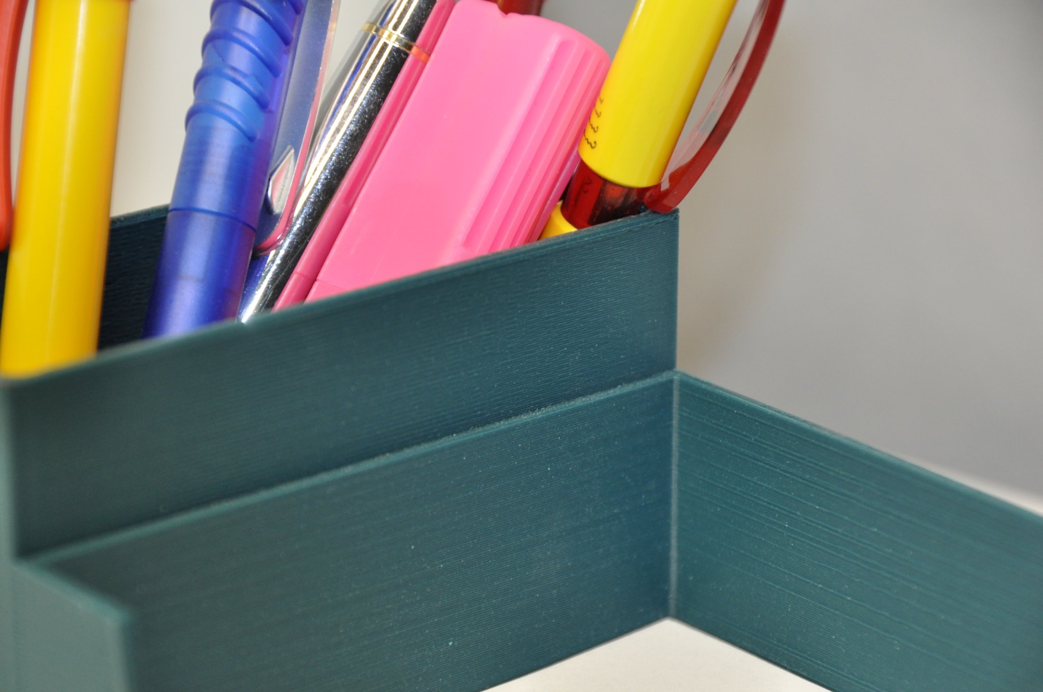 Giá đỡ bút và giấy ghi chú cho văn phòng