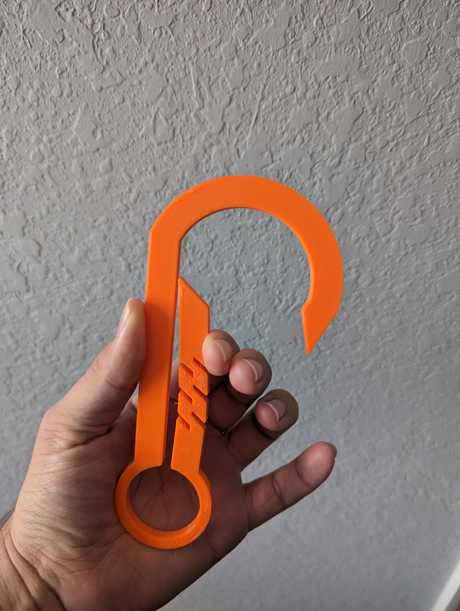 Móc treo cáp đa năng cho tổ chức dây cáp