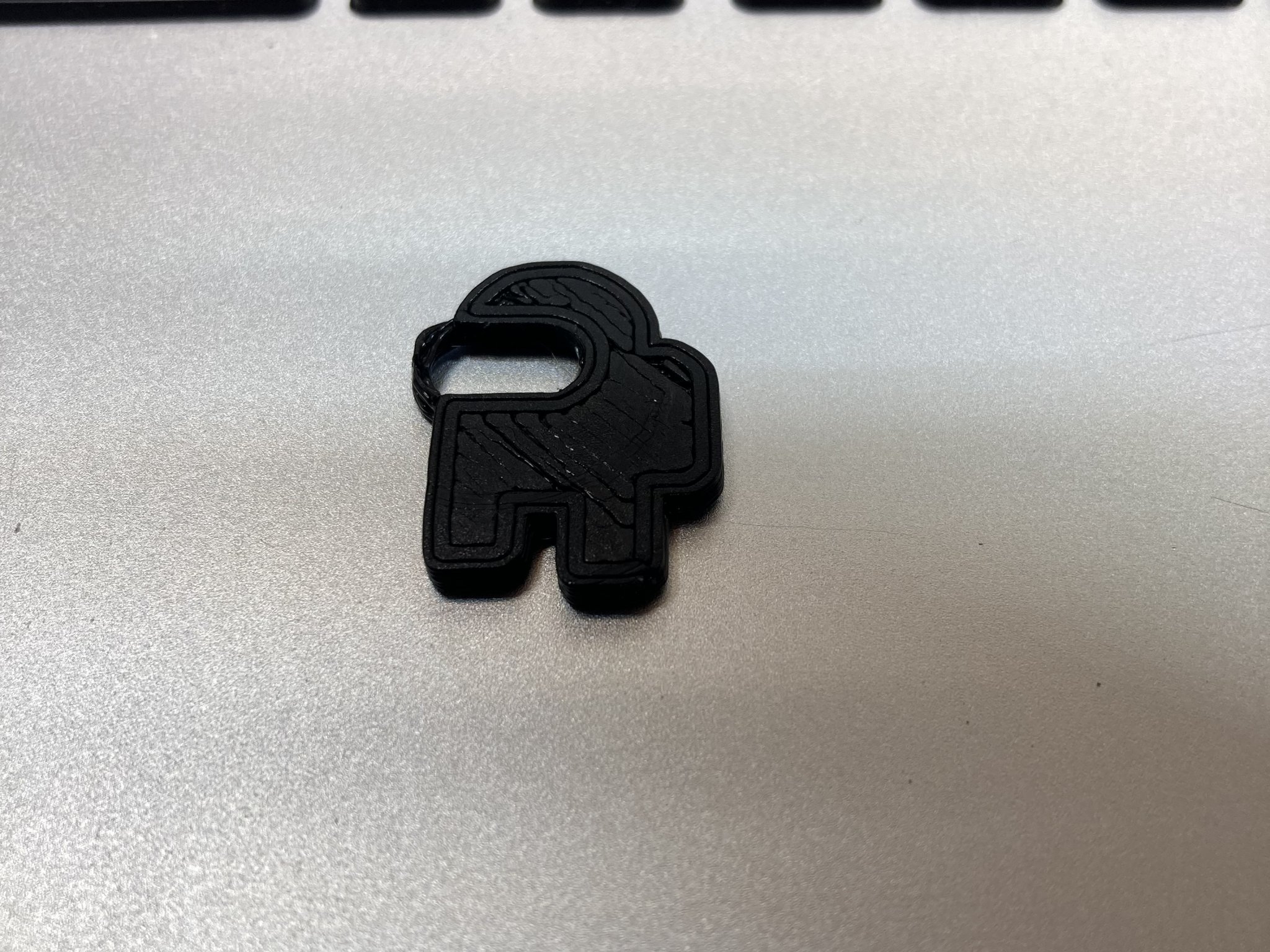 Mô hình nhân vật Among Us phong cách tối giản