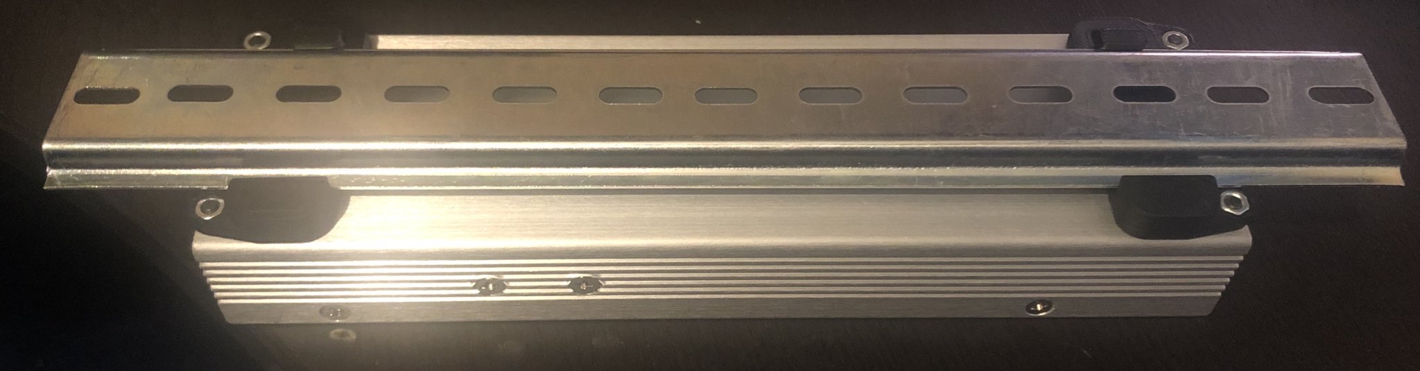 Giá đỡ kẹp PSU UHP cho thanh DIN