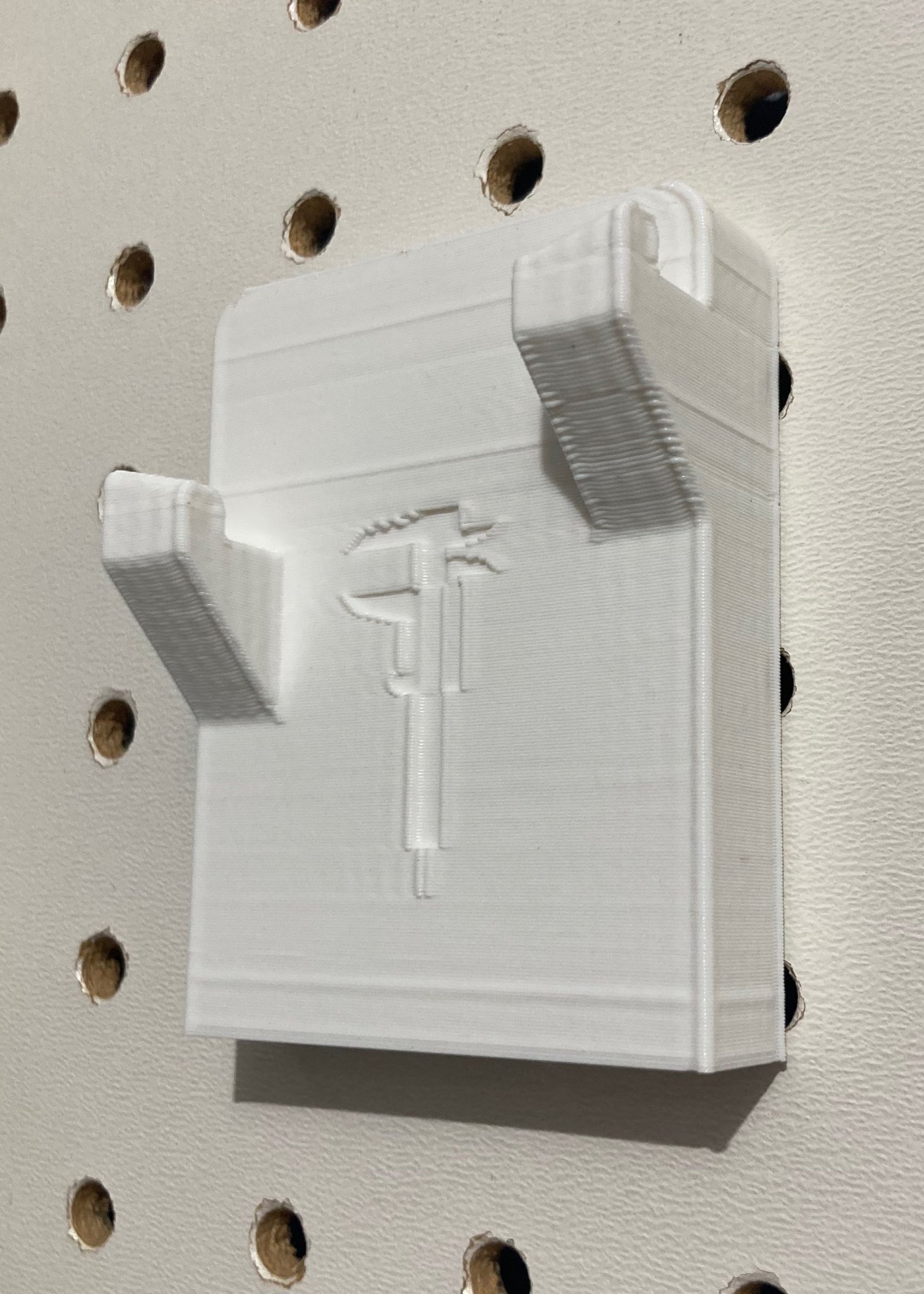 Giá đỡ caliper đa năng cải tiến cho hệ thống PegLock của Sy