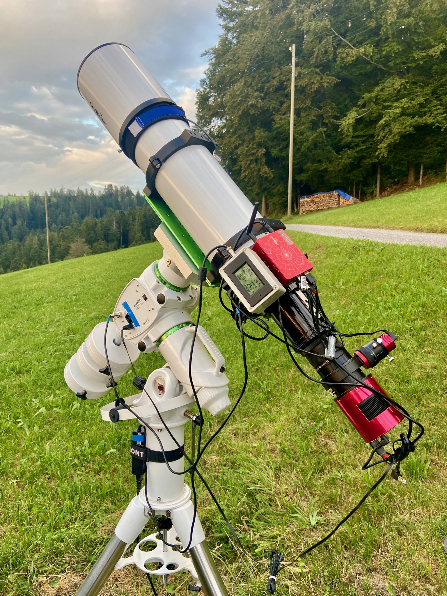 Vòng bảo vệ cáp cho giá đỡ EQ6R Pro của Skywatcher