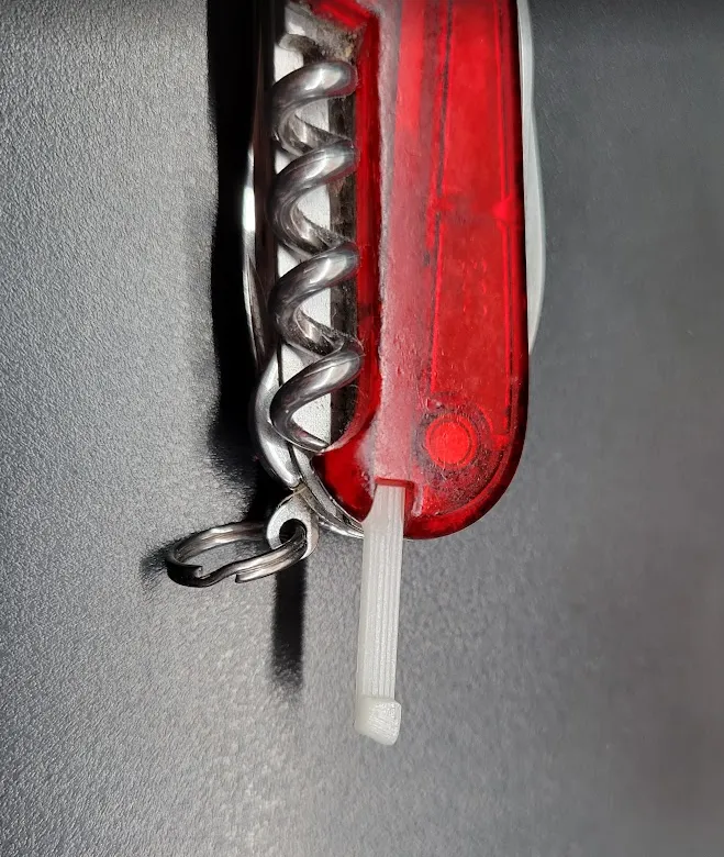 Vật dụng thay thế tăm cho dao Thụy Sĩ