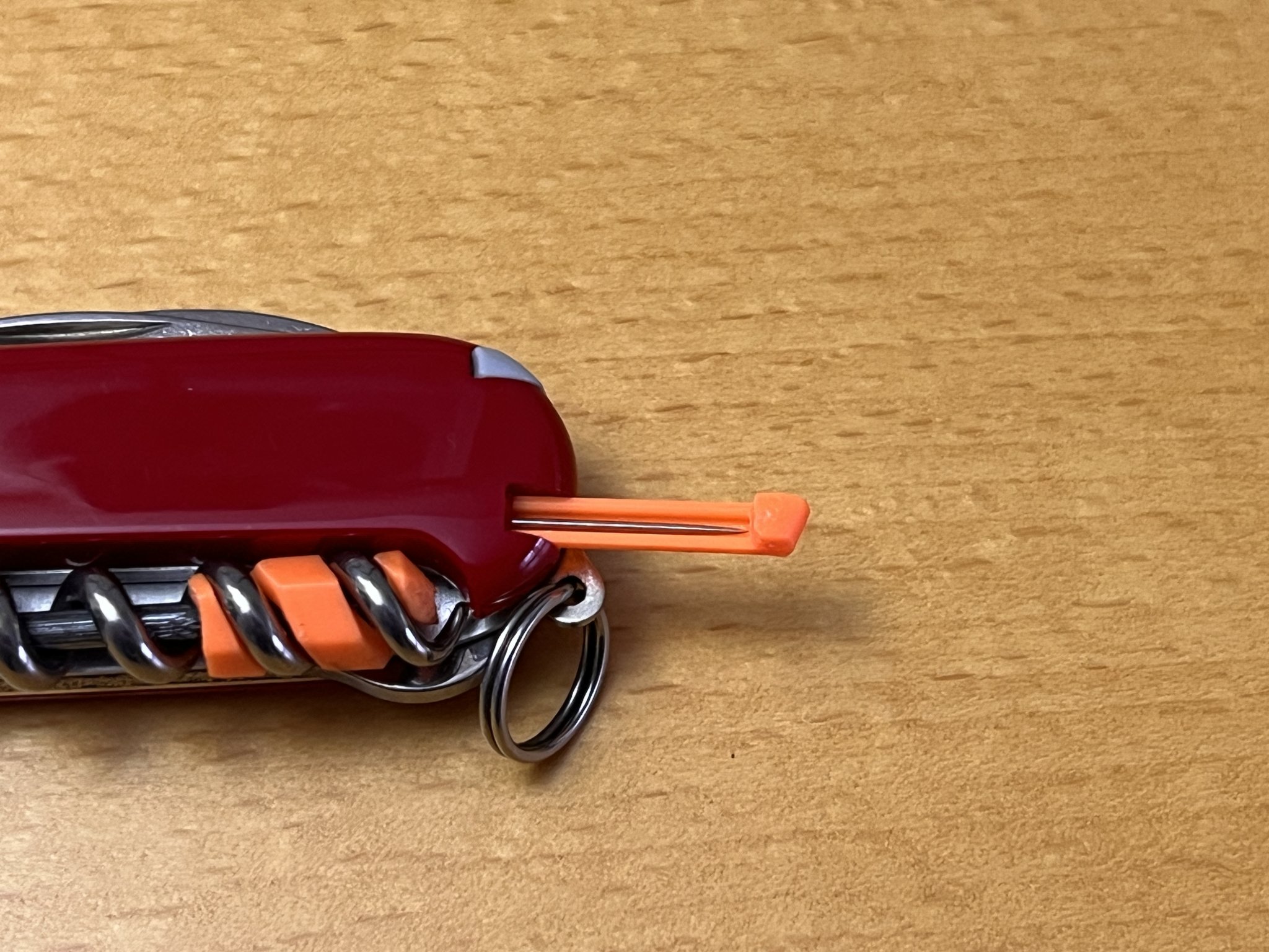 Khay đựng kim trong que tăm đa năng Thụy Sĩ