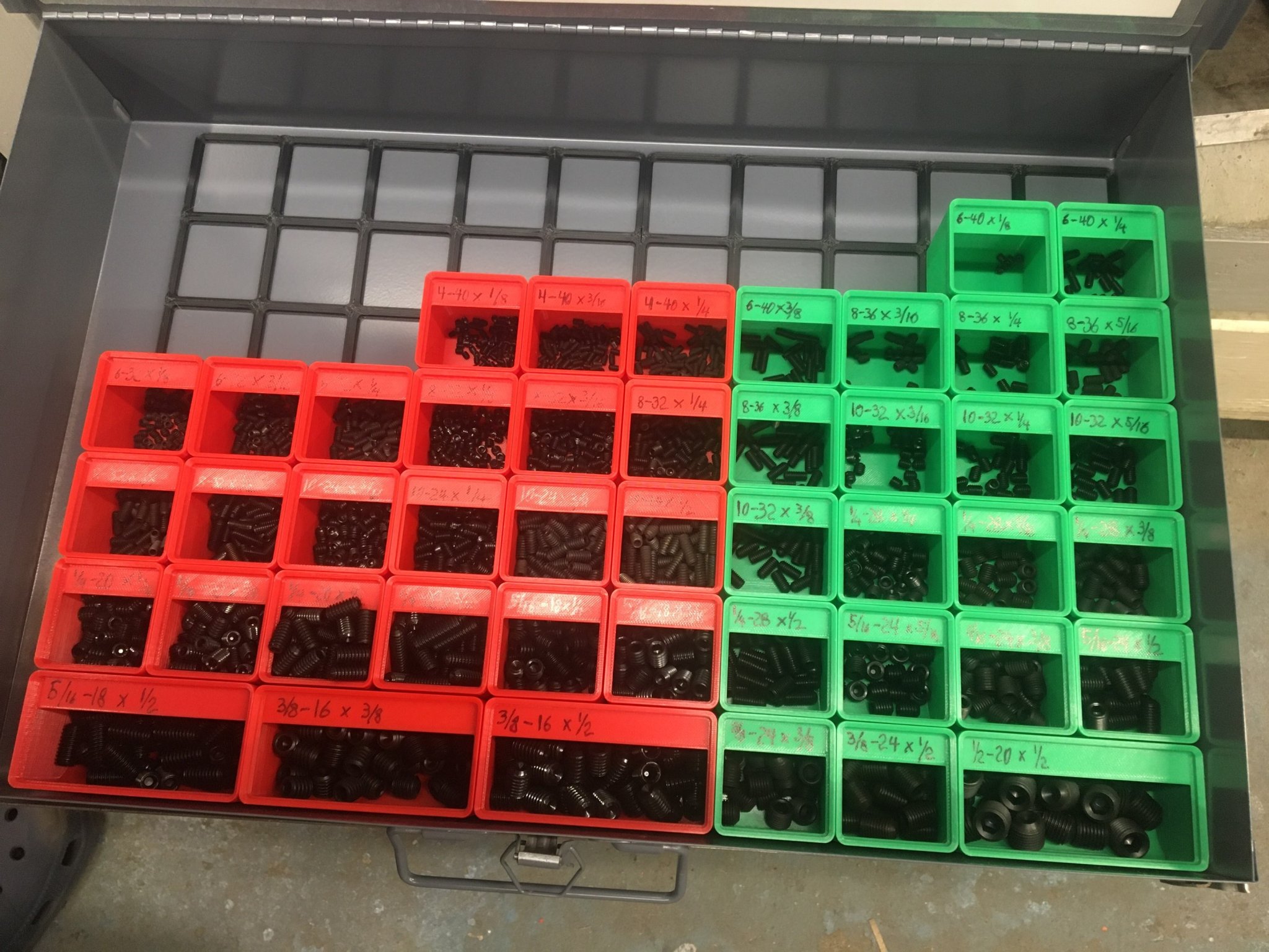 Thùng chứa Gridfinity cơ bản, nam châm 6x3 (lắp vừa)