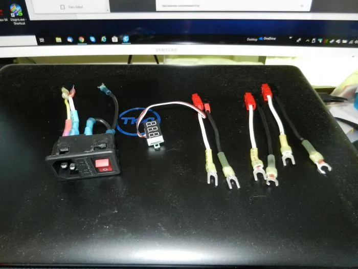 Nắp che nguồn điện 12v 30a với kết nối an toàn