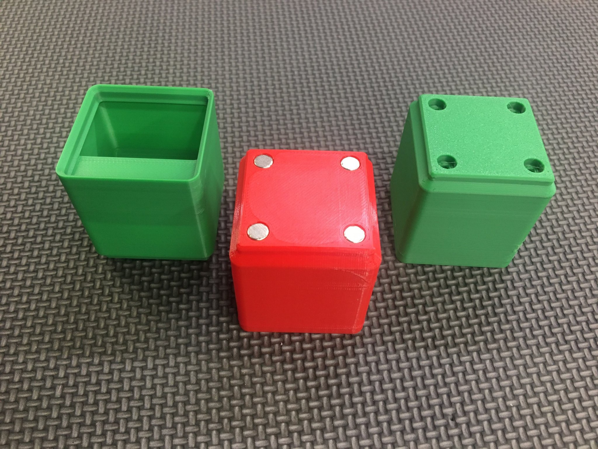 Thùng chứa Gridfinity cơ bản, nam châm 6x3 (lắp vừa)