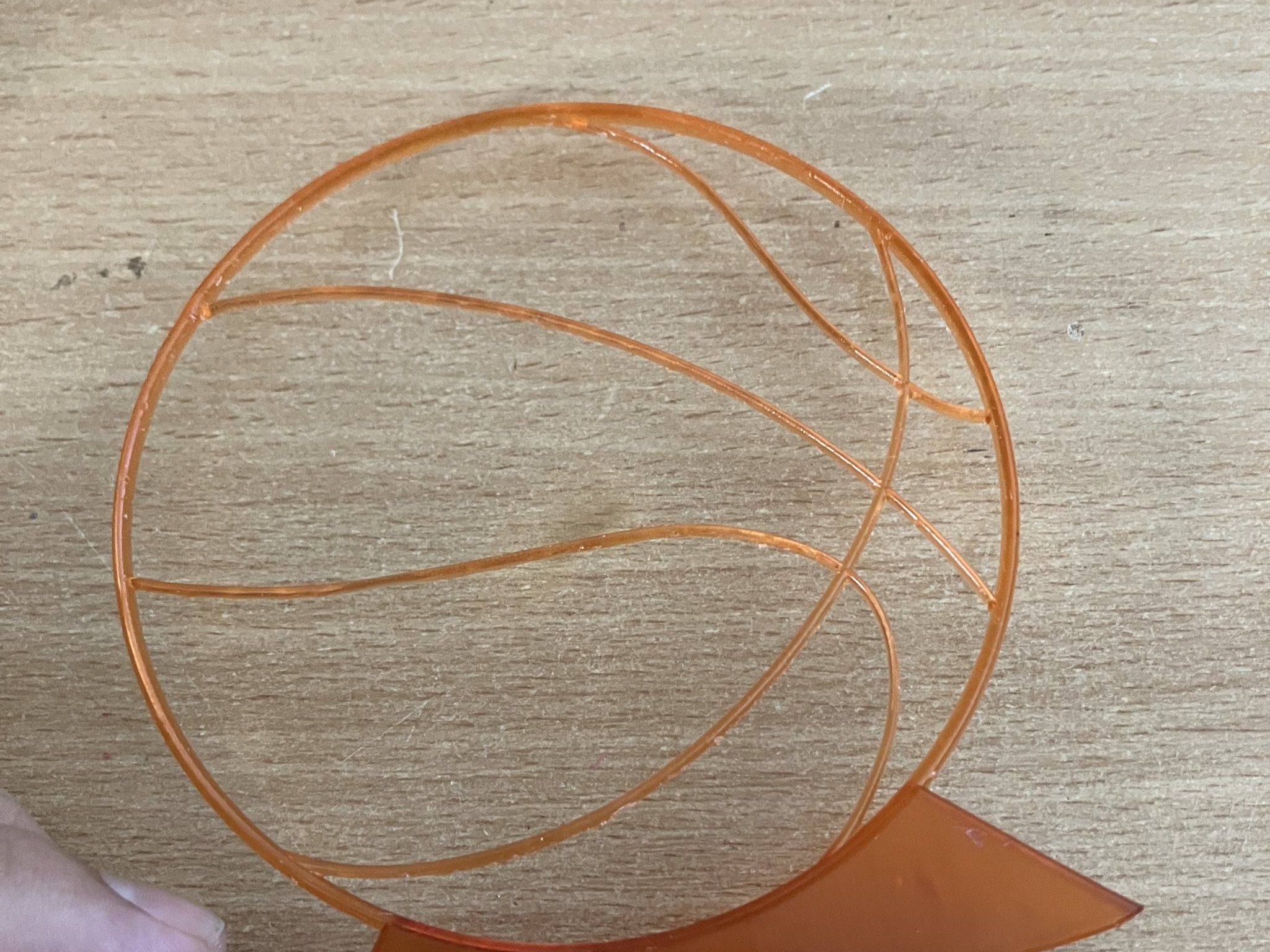 Đèn bóng rổ "Ilusion" với thiết kế độc đáo từ nhựa resin