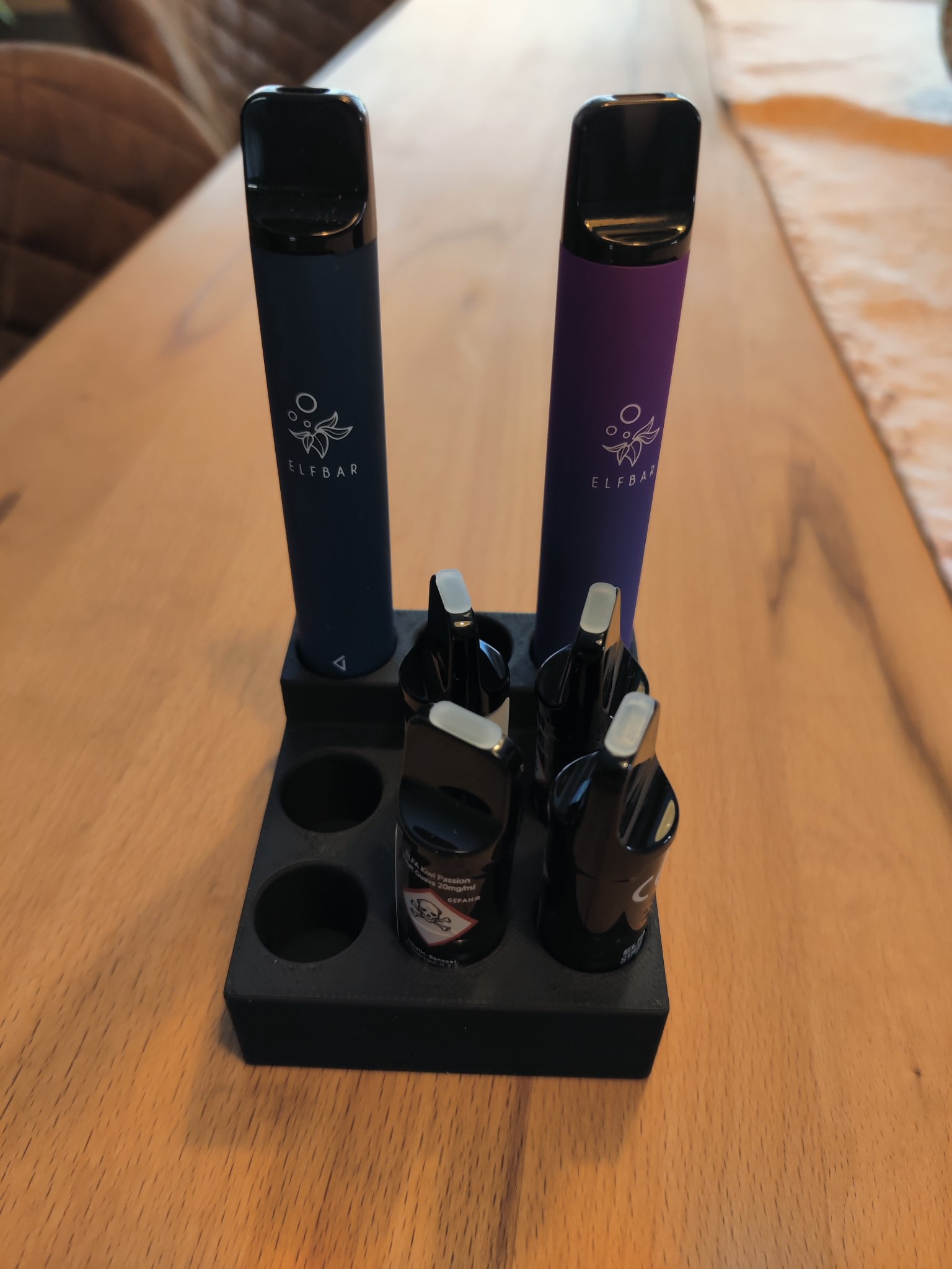 Giá đỡ cho Elf Bar 600 và các pod