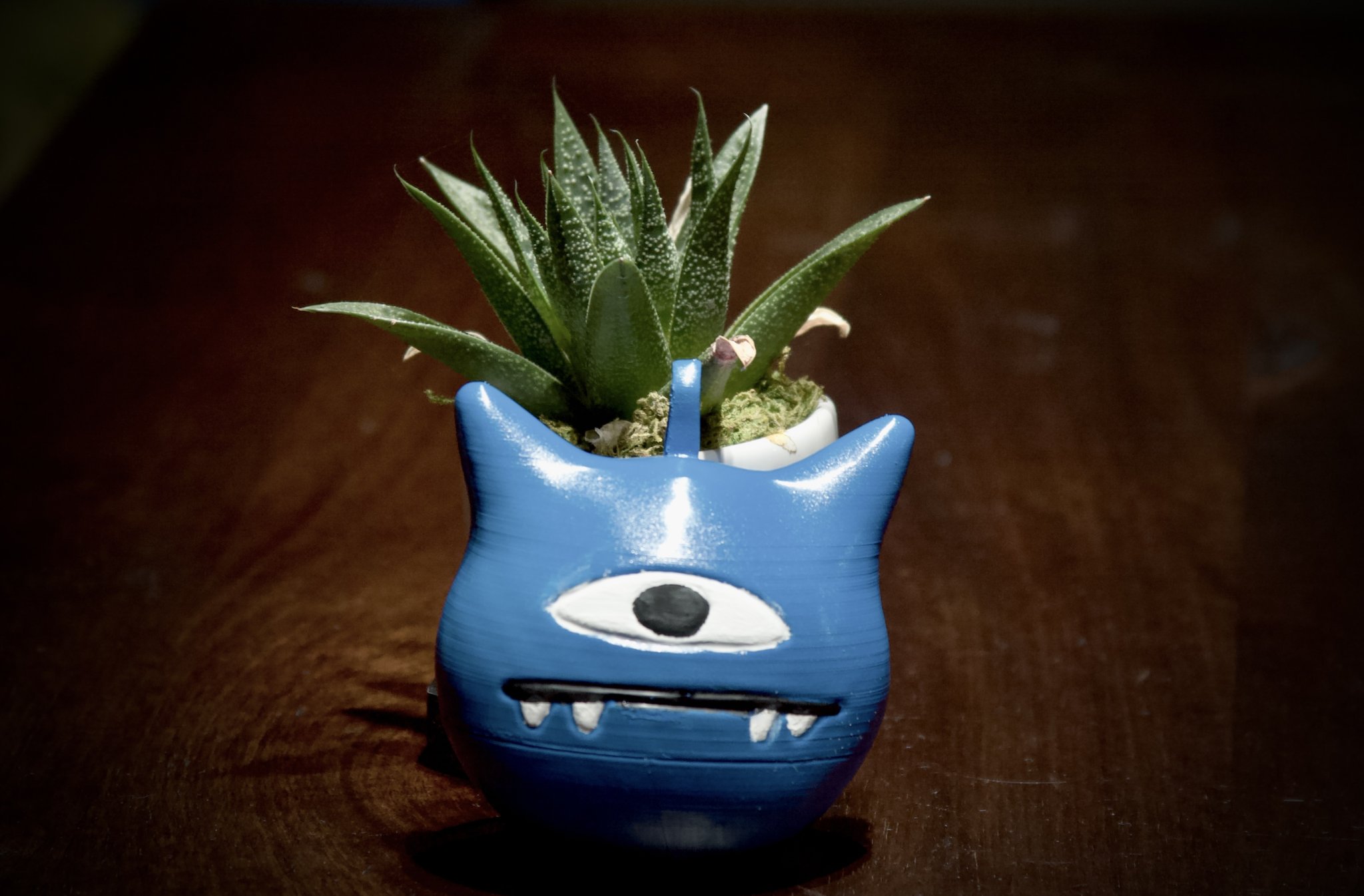 Đầu quái vật trên ba lô của Ellie trong The Last of Us