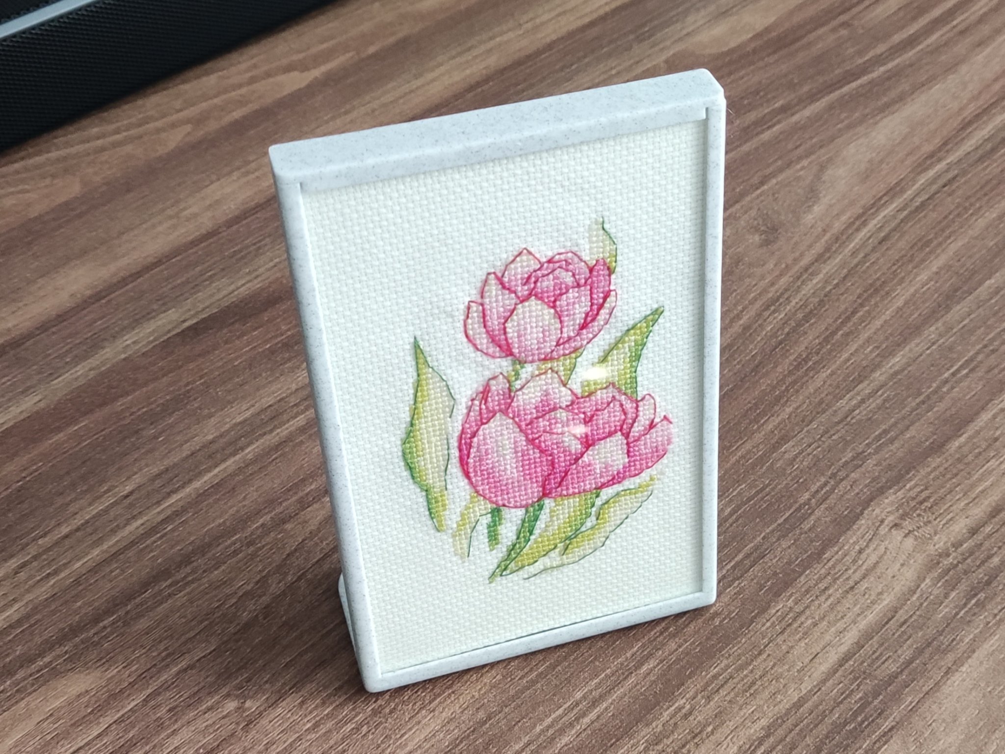 Khung đứng 10x15 cho ảnh và thêu tay