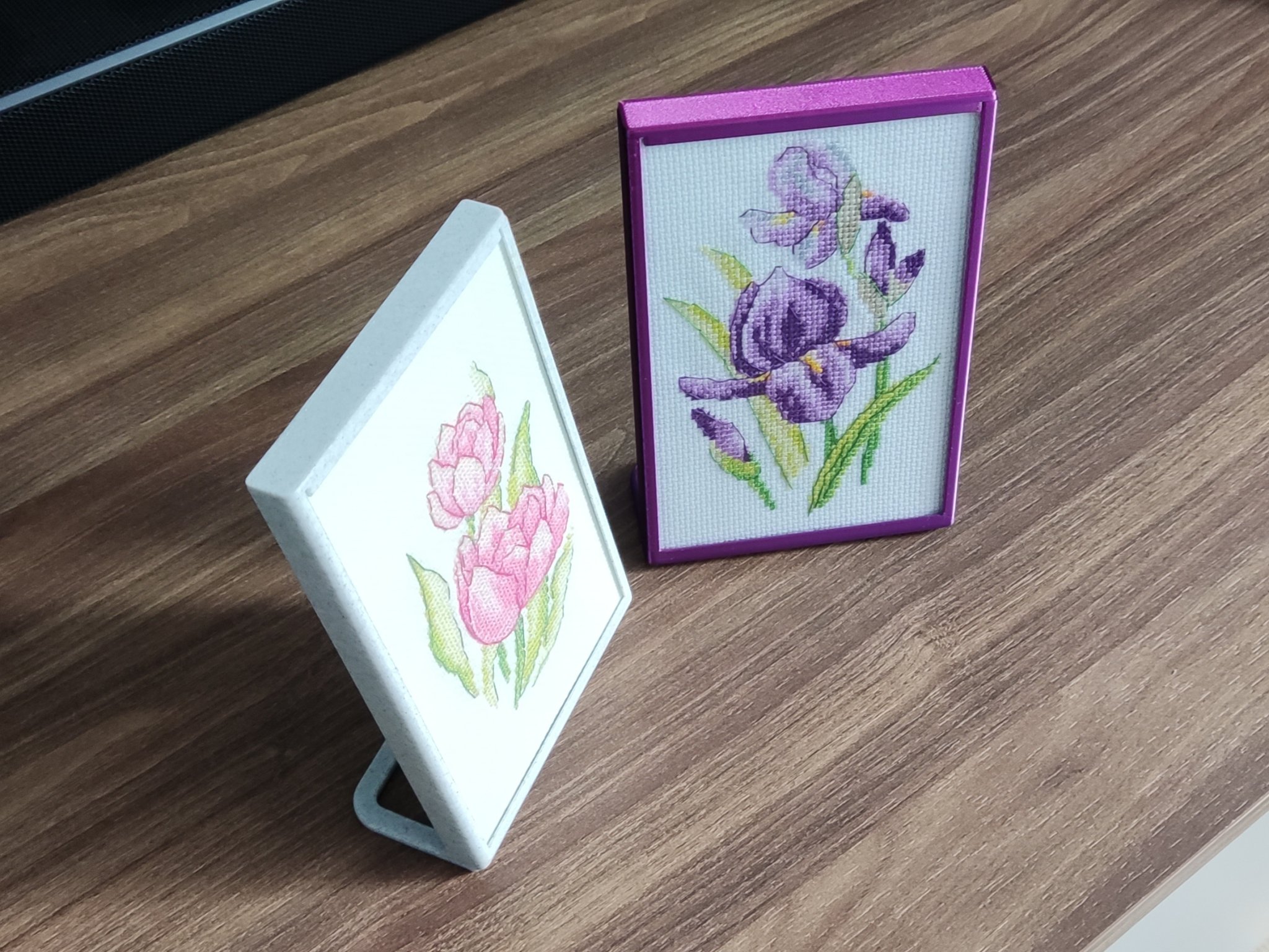 Khung đứng 10x15 cho ảnh và thêu tay