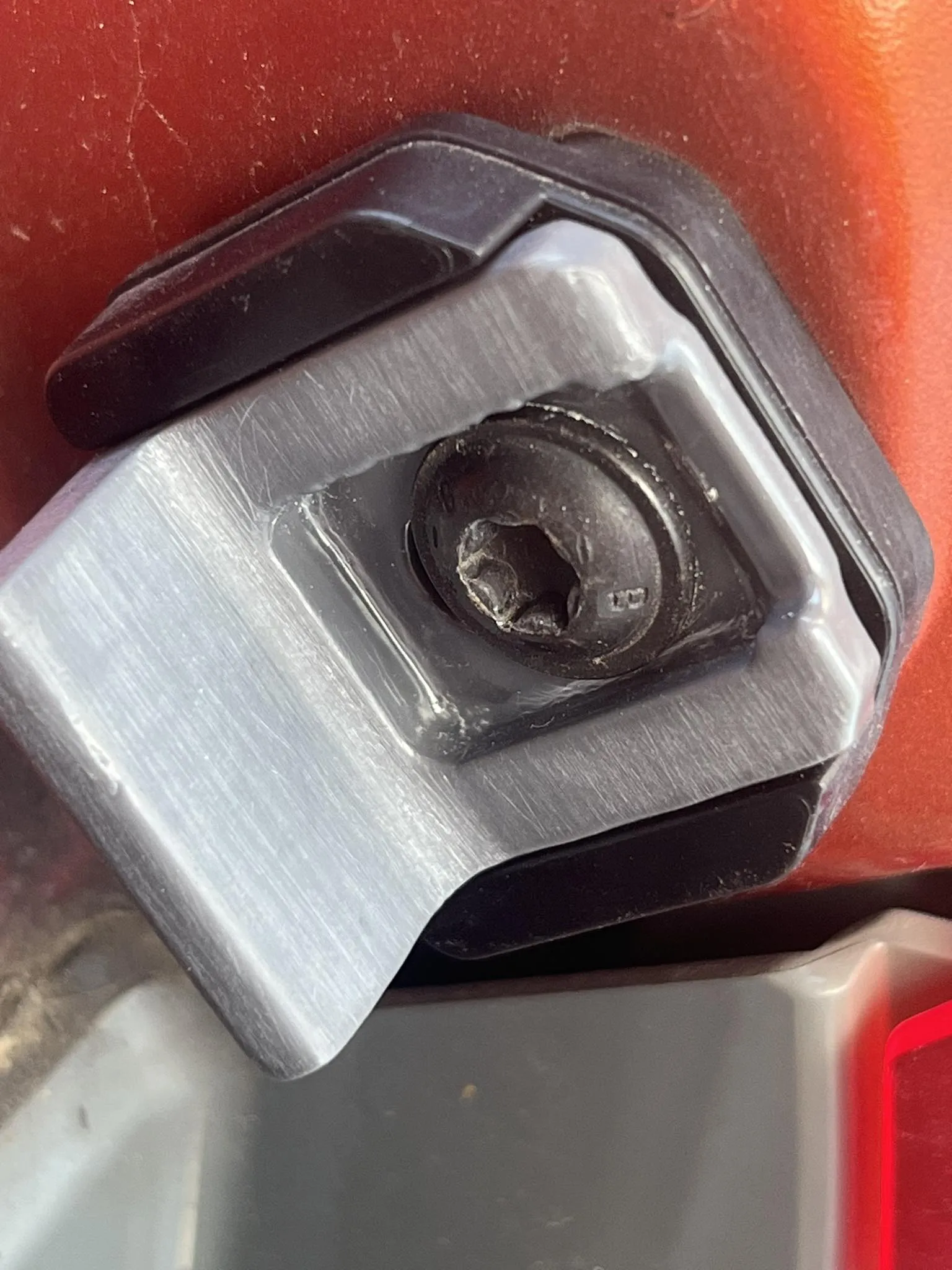 DStop cốp sau cho LADA Vesta SW Cross 2019