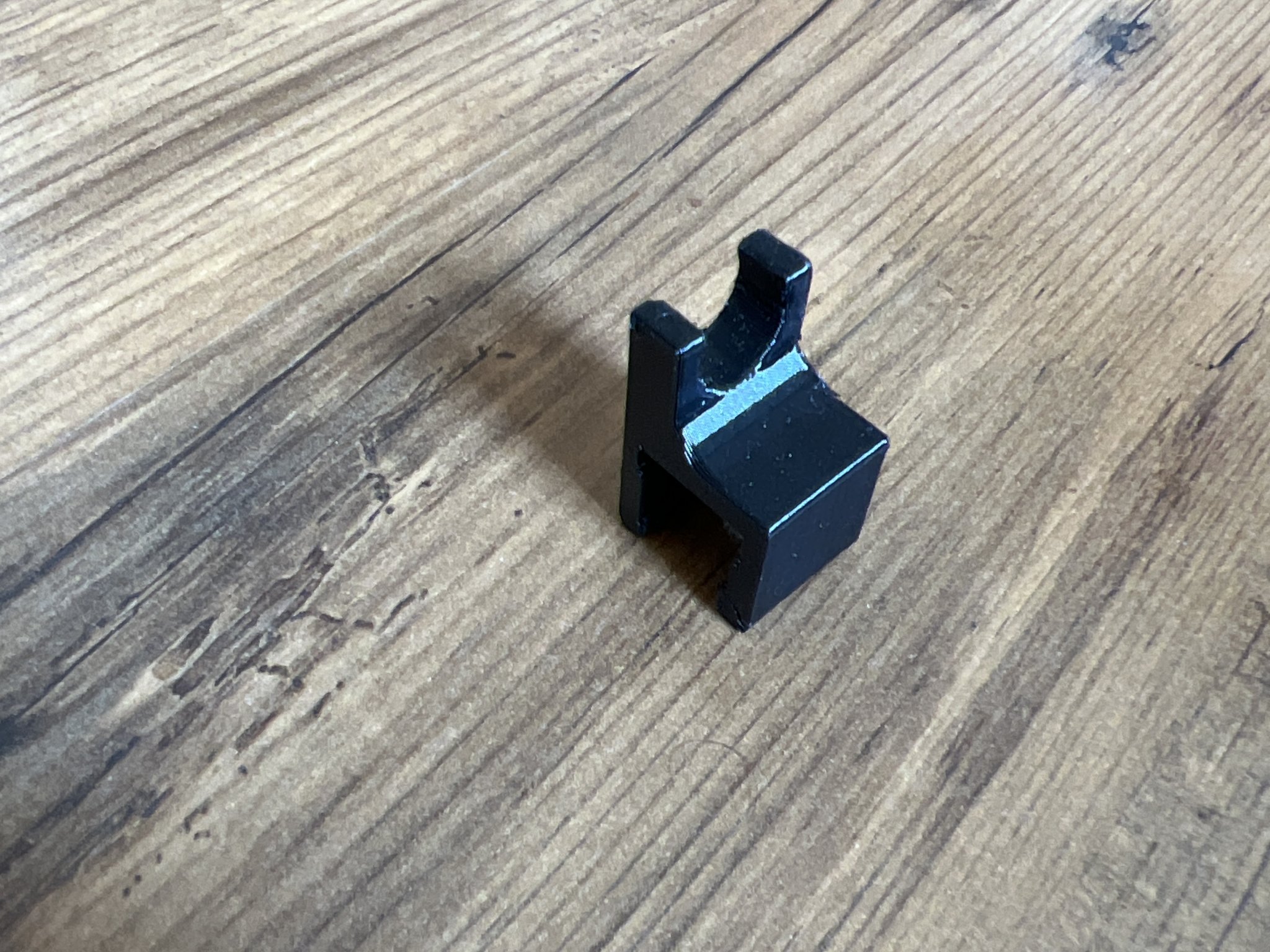 Giá đỡ cọ cho hộp sơn