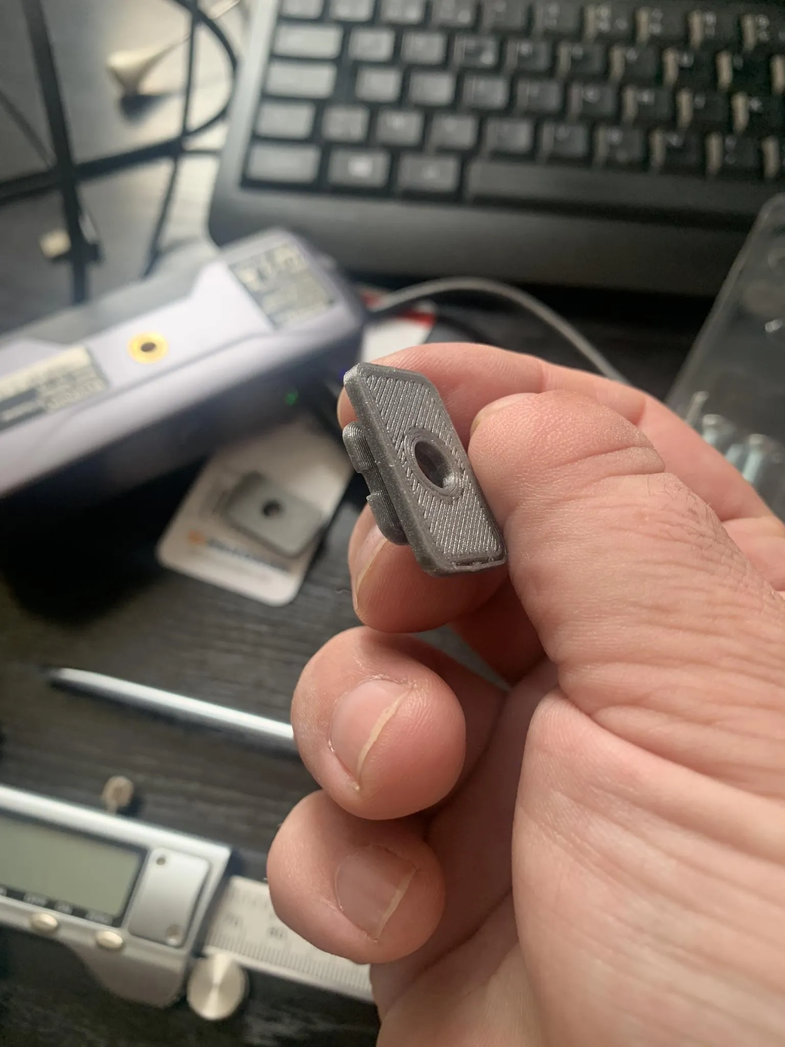 Giá đỡ điện thoại cho máy in 3D Revopoint INSPIRE