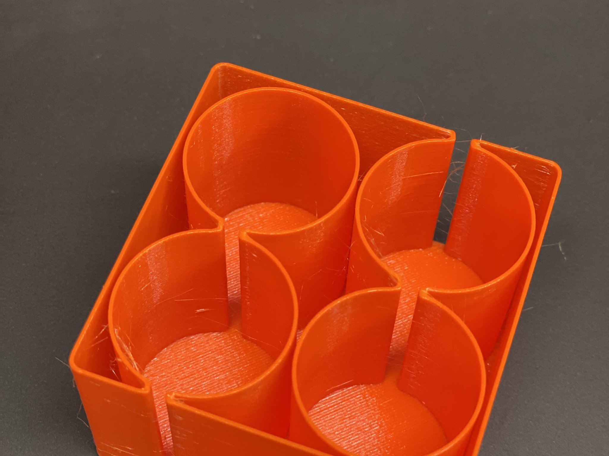 Hộp pin C in nhanh cho pin LR14