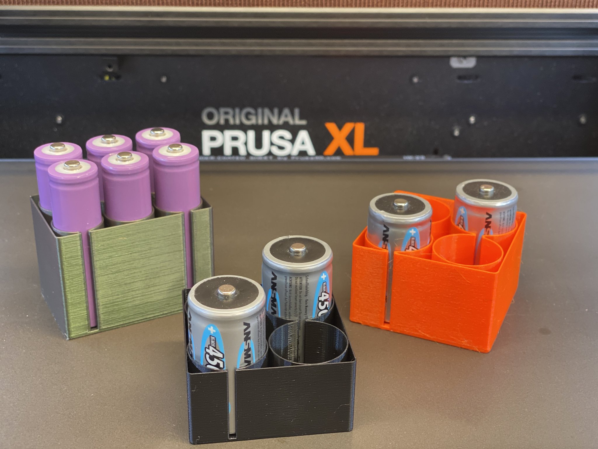 Hộp pin C in nhanh cho pin LR14