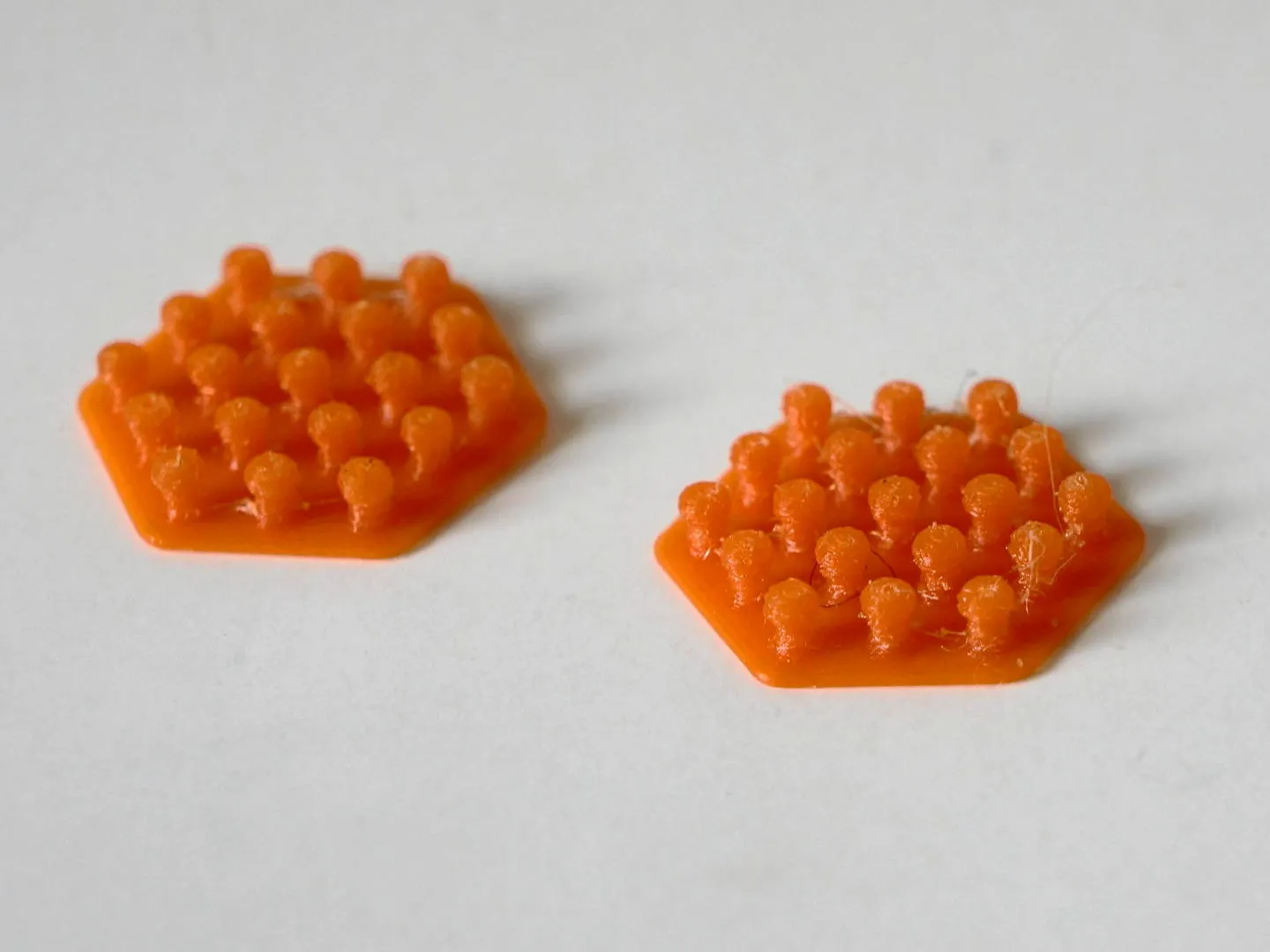 Bộ kẹp dán Velcro hình nấm in 3D cho thiết bị di động