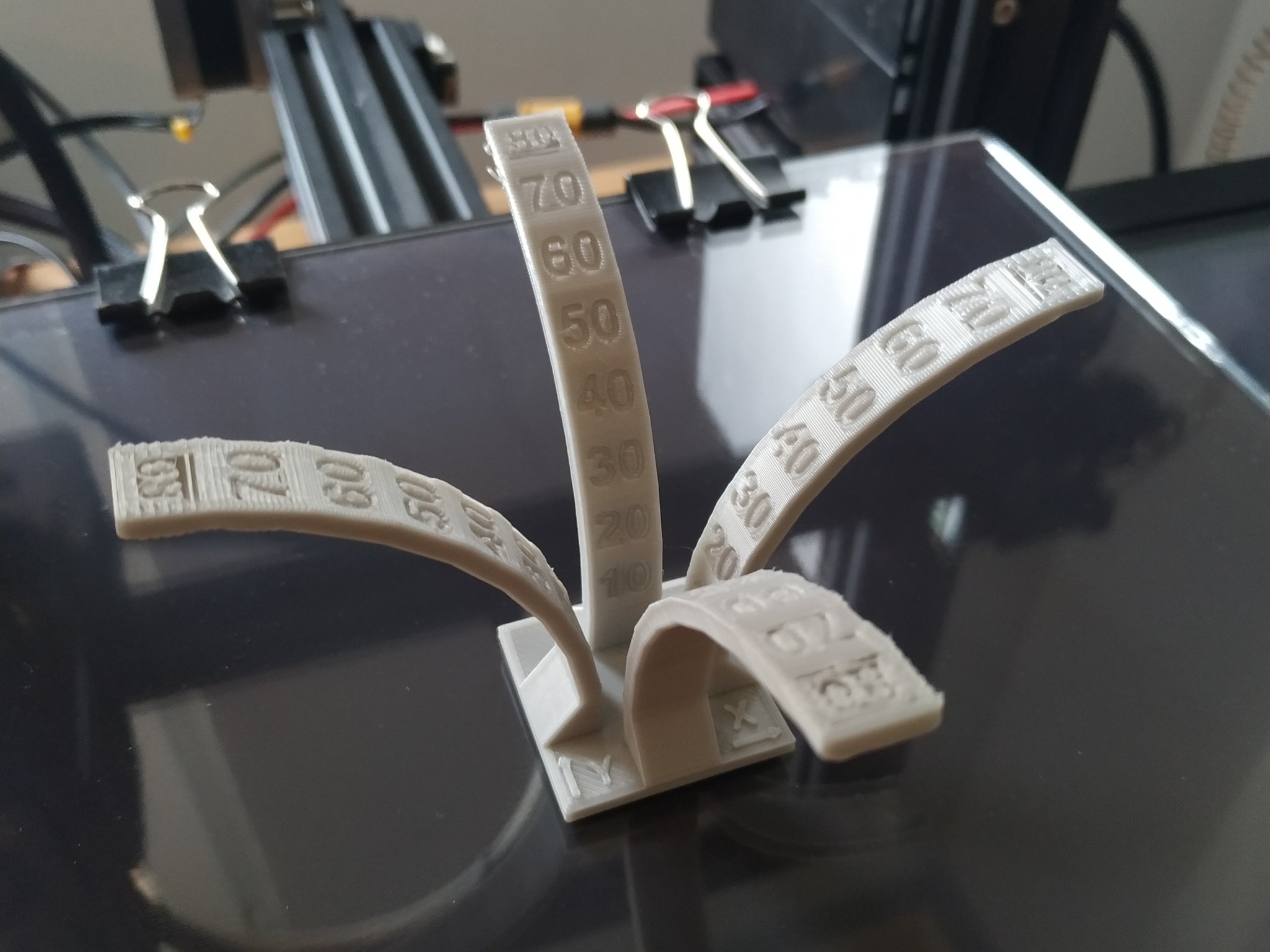 Kiểm tra độ nghiêng và hiệu suất quạt làm mát linh kiện