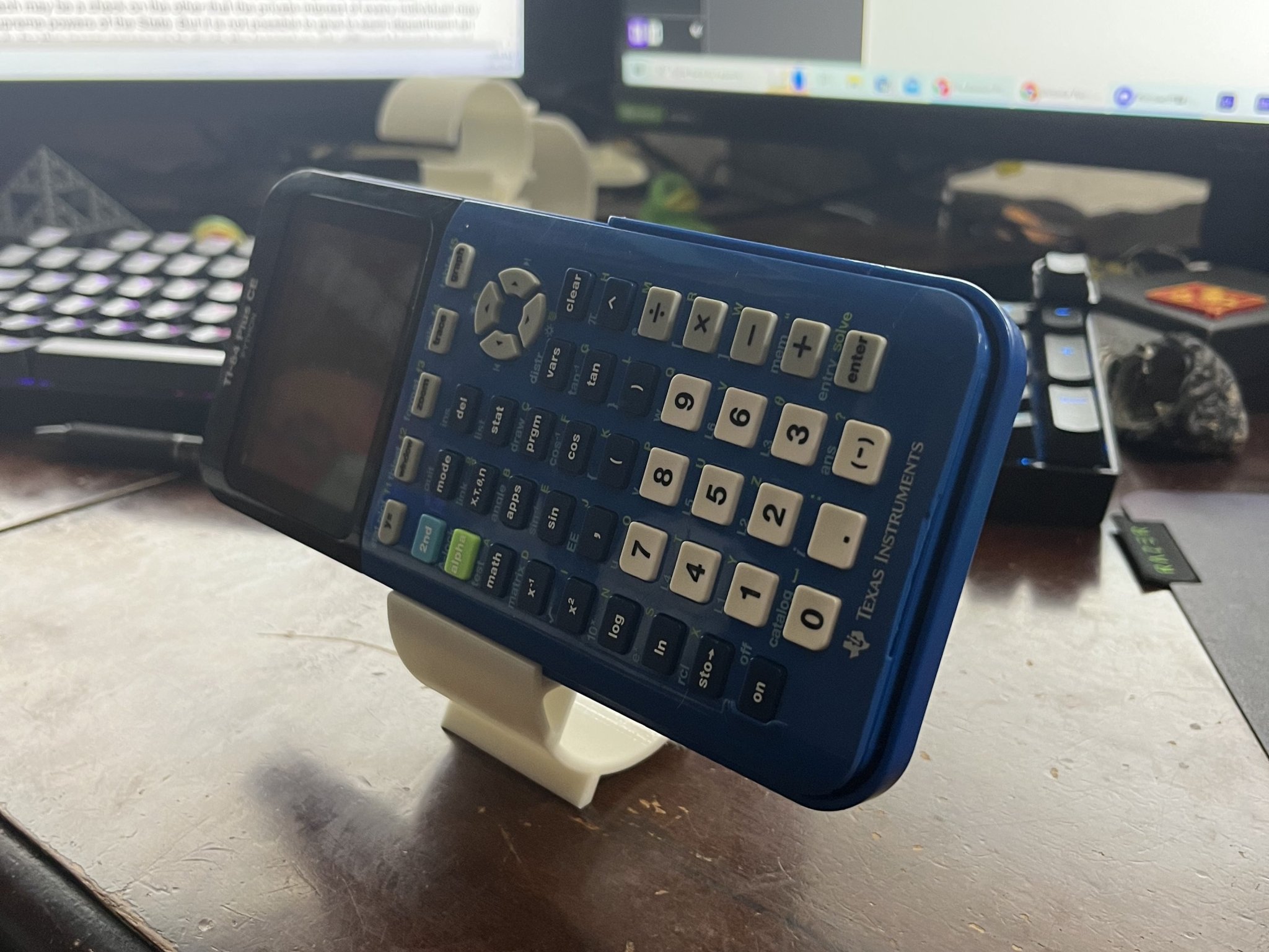 Giá đỡ điện thoại tối giản dễ in 3D