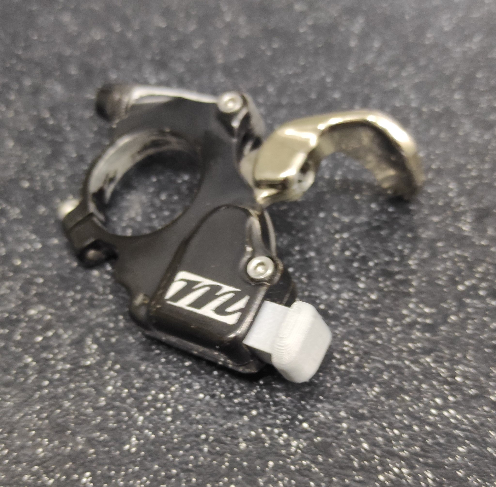 Nút khóa phuộc Manitou cho xe đạp MTB